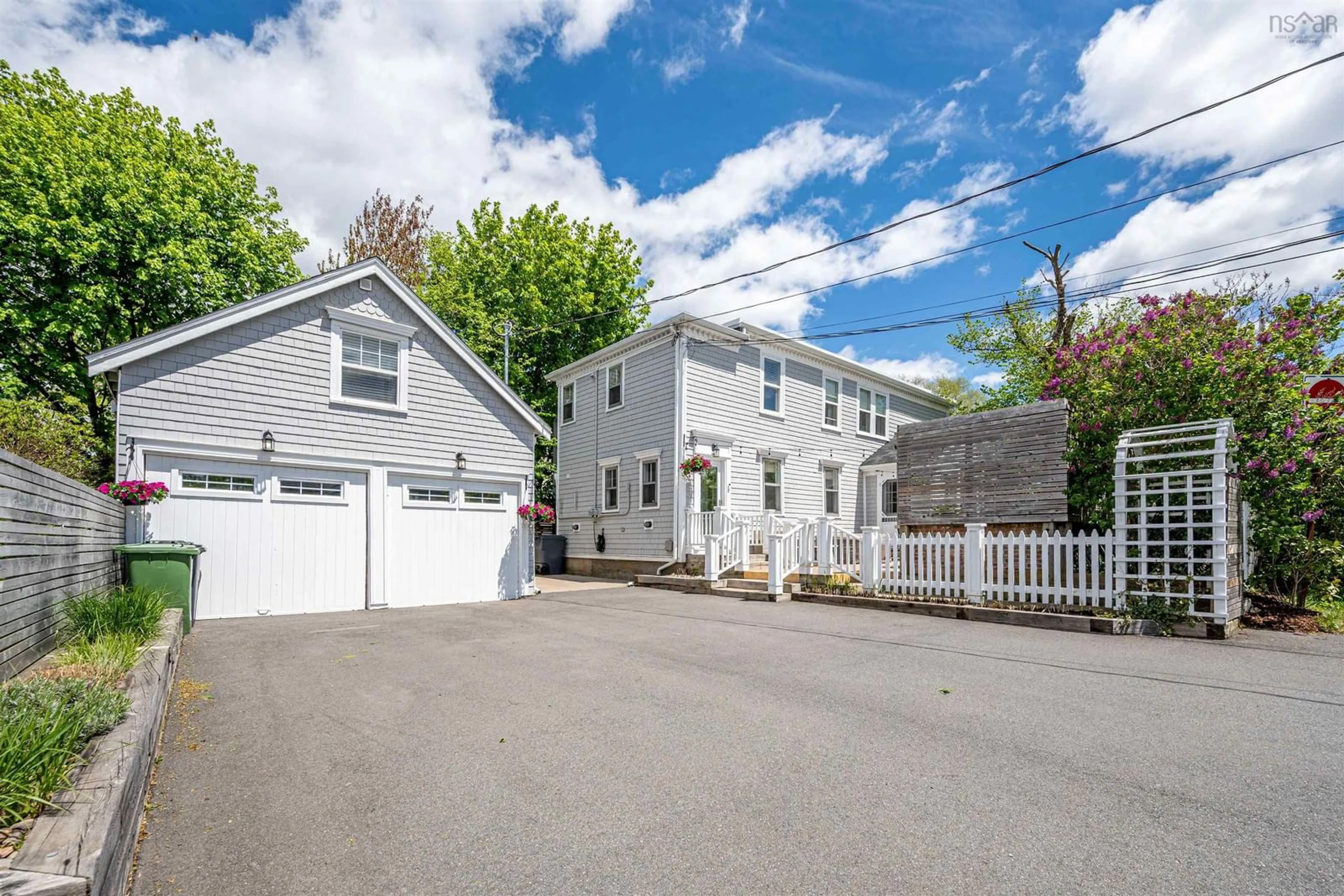 A pic from outside/outdoor area/front of a property/back of a property/a pic from drone, street for 47 North Street, Dartmouth Nova Scotia B2Y 1B7