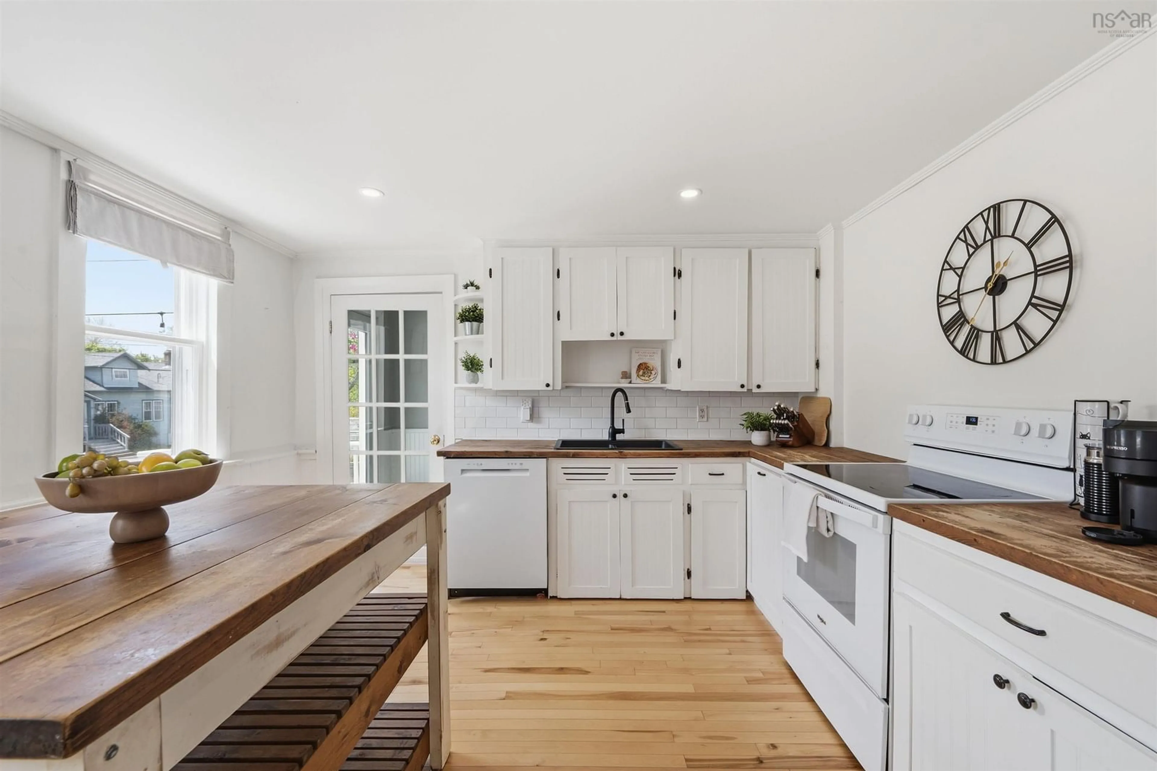 Open concept kitchen, unknown for 47 North Street, Dartmouth Nova Scotia B2Y 1B7