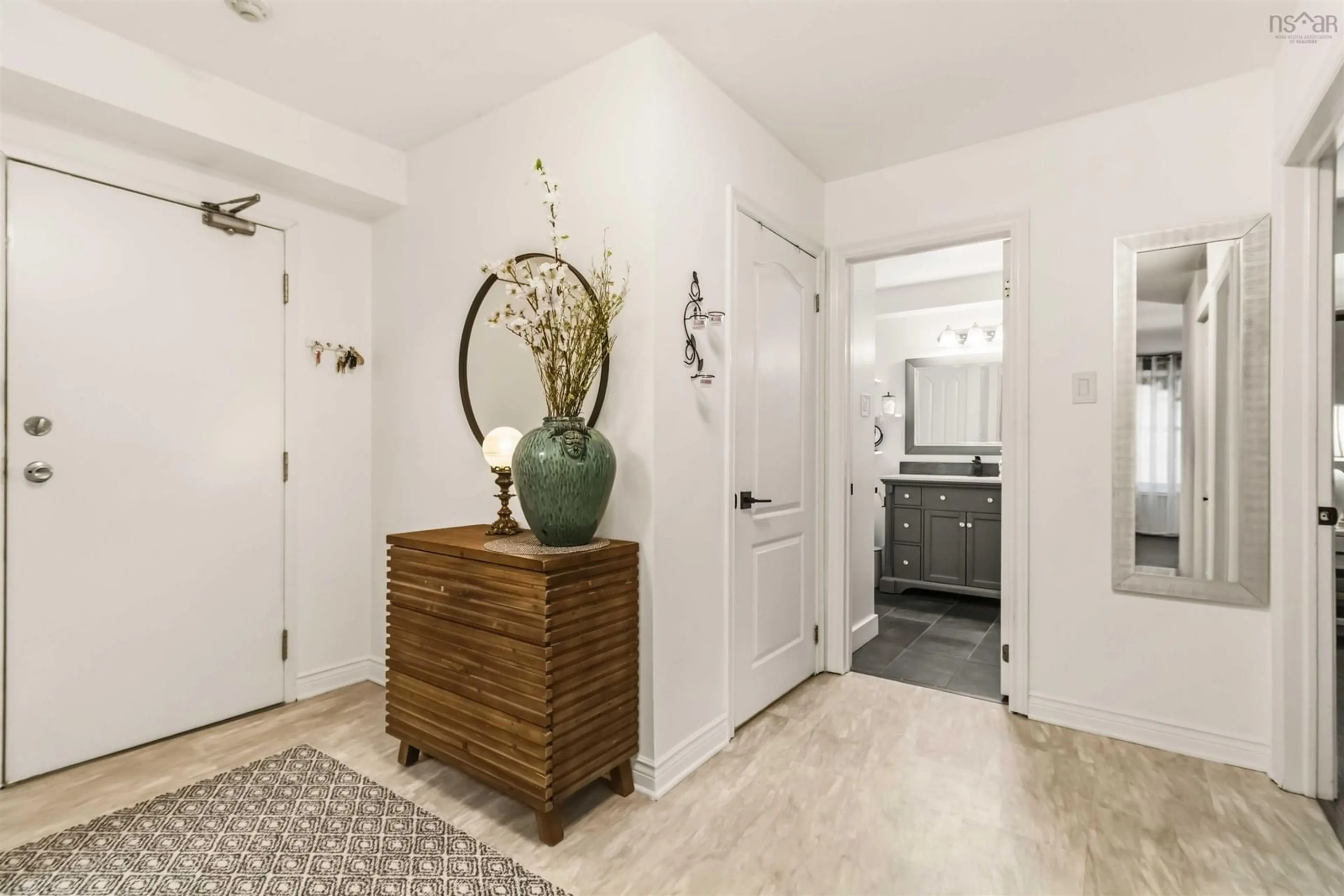 Indoor entryway for 41 Moirs Mill Rd #4, Bedford Nova Scotia B4A 3C4