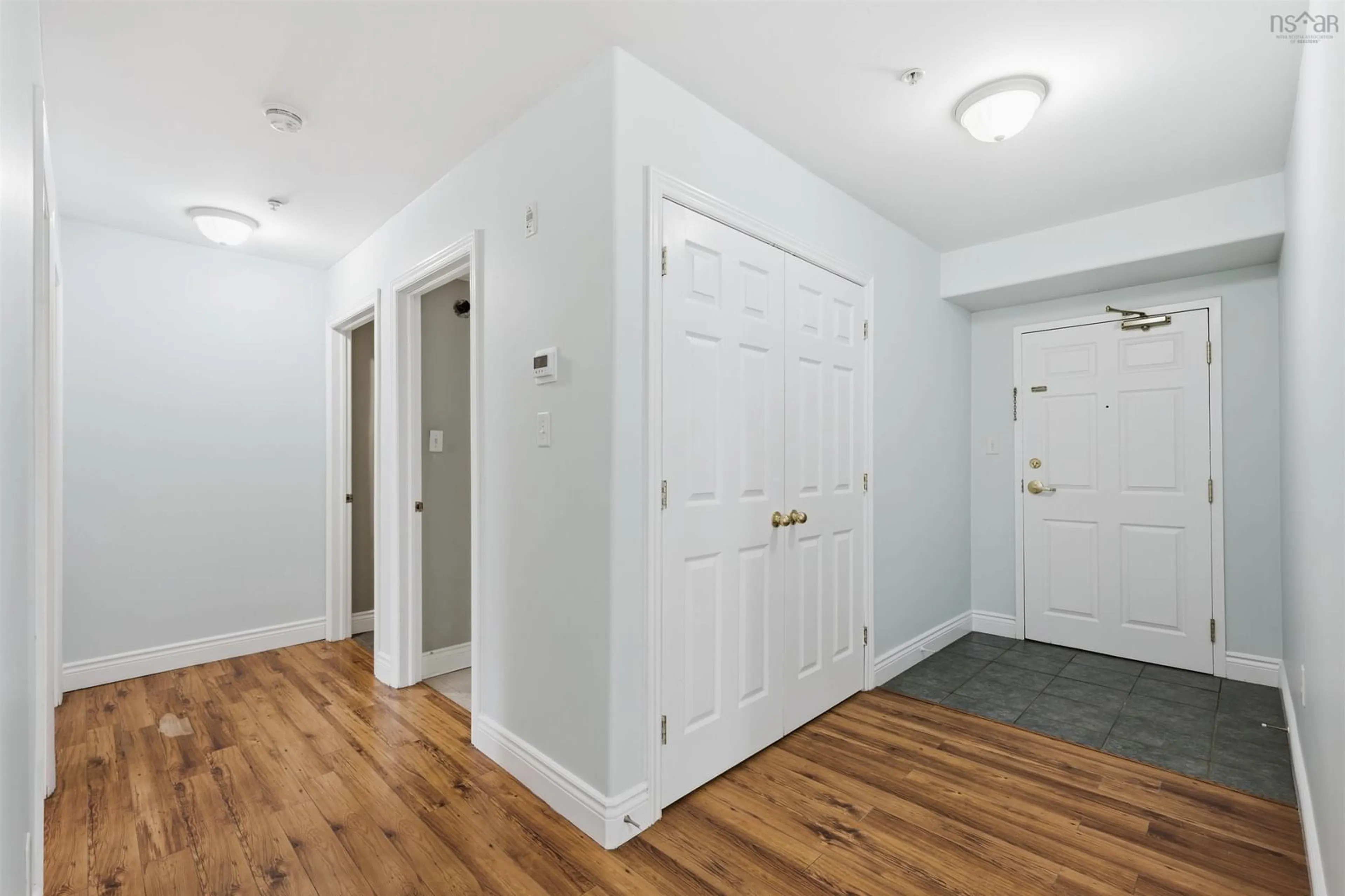 Indoor entryway for 512 Parkland Dr #102, Clayton Park Nova Scotia B3S 1N1