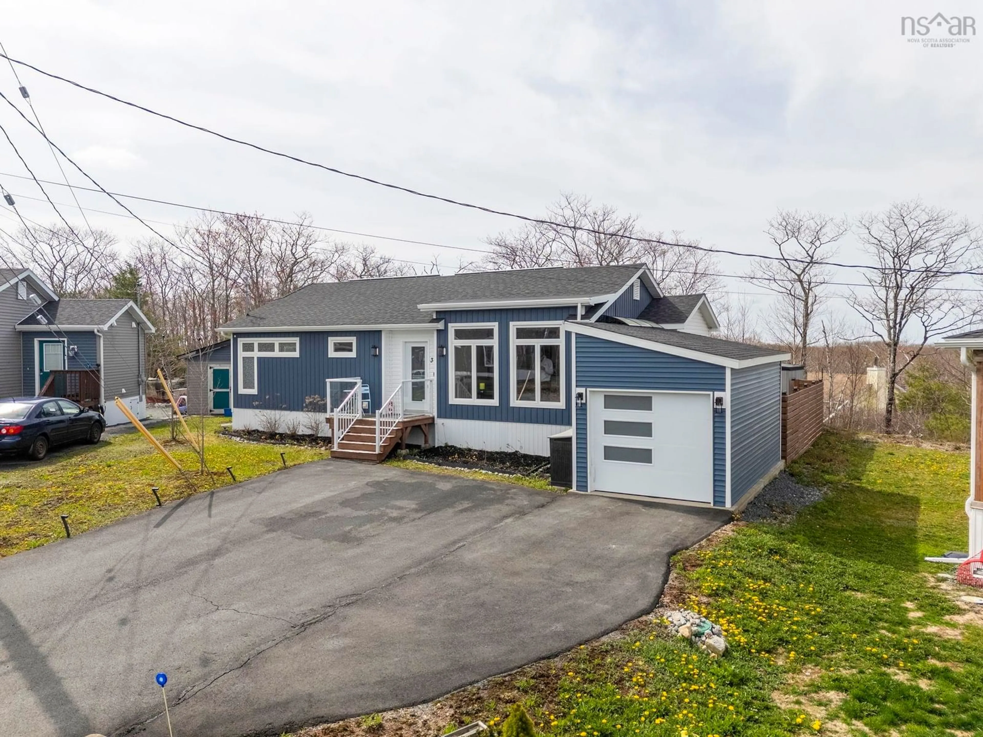 Home with vinyl exterior material, street for 31 Huckleberry Close, Hubley Nova Scotia B3Z 0S2