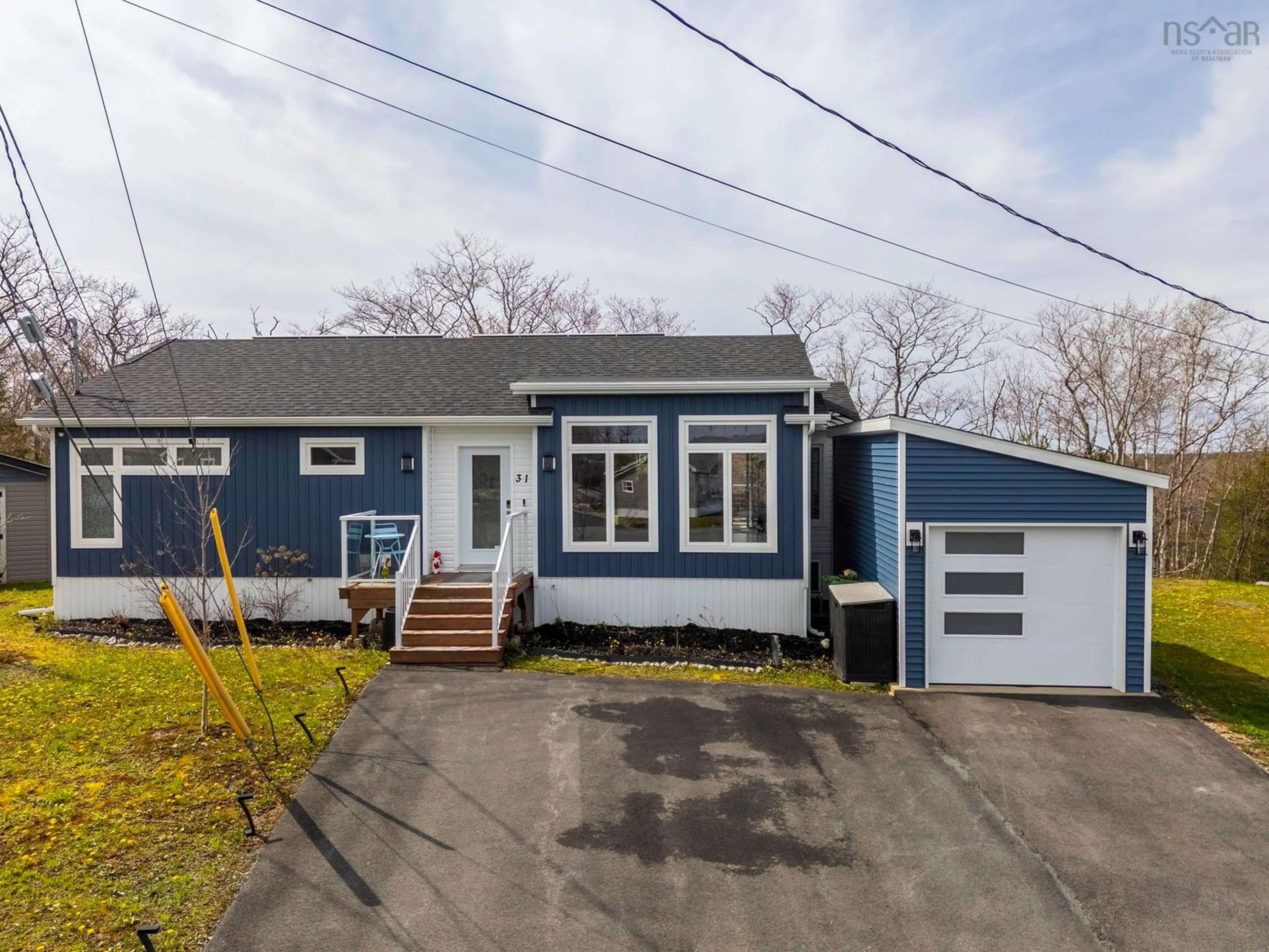 Home with vinyl exterior material, street for 31 Huckleberry Close, Hubley Nova Scotia B3Z 0S2