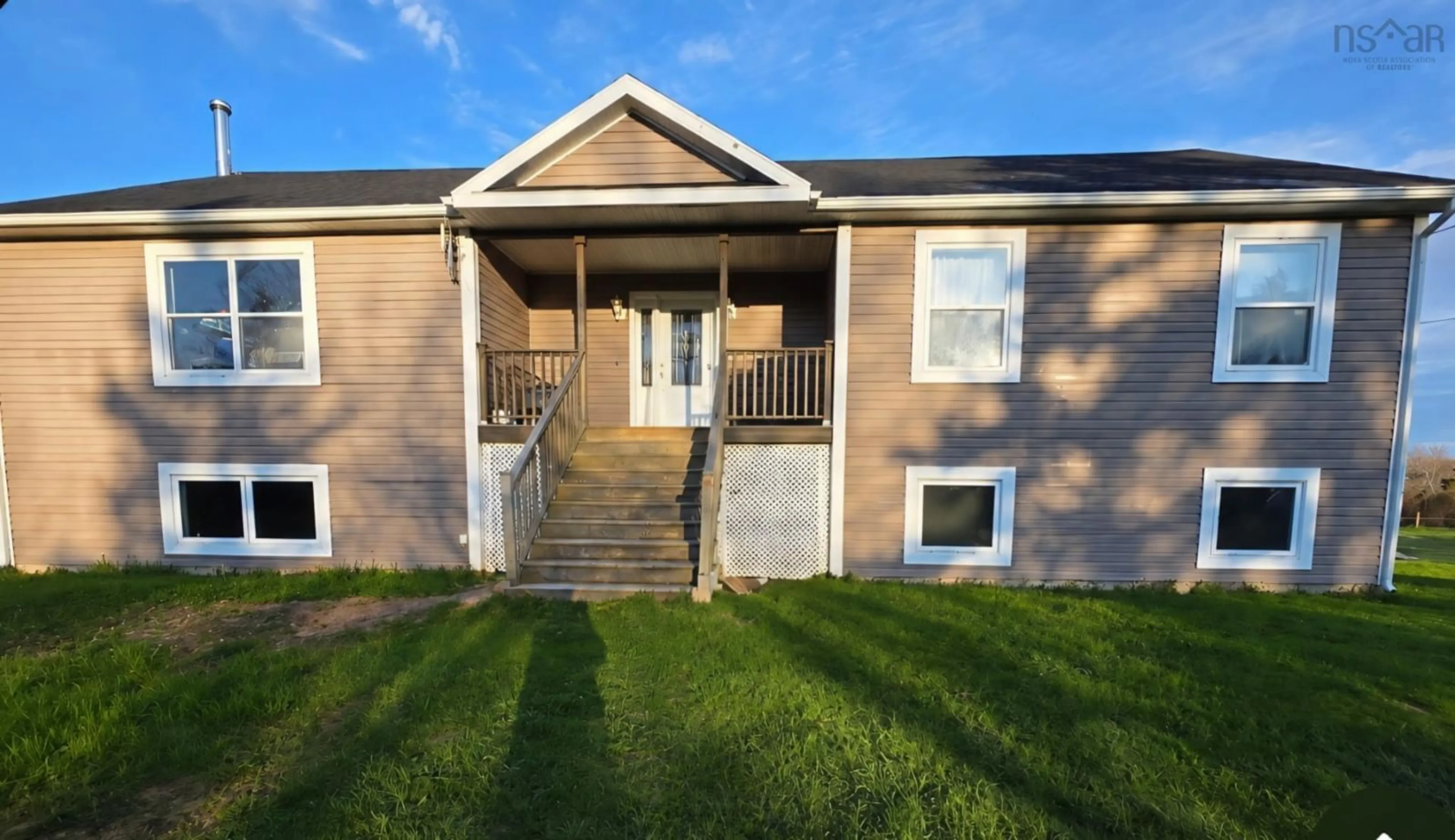 Home with vinyl exterior material, building for 1069 Ohio East Road, Cross Roads Ohio Nova Scotia B2G 2K8