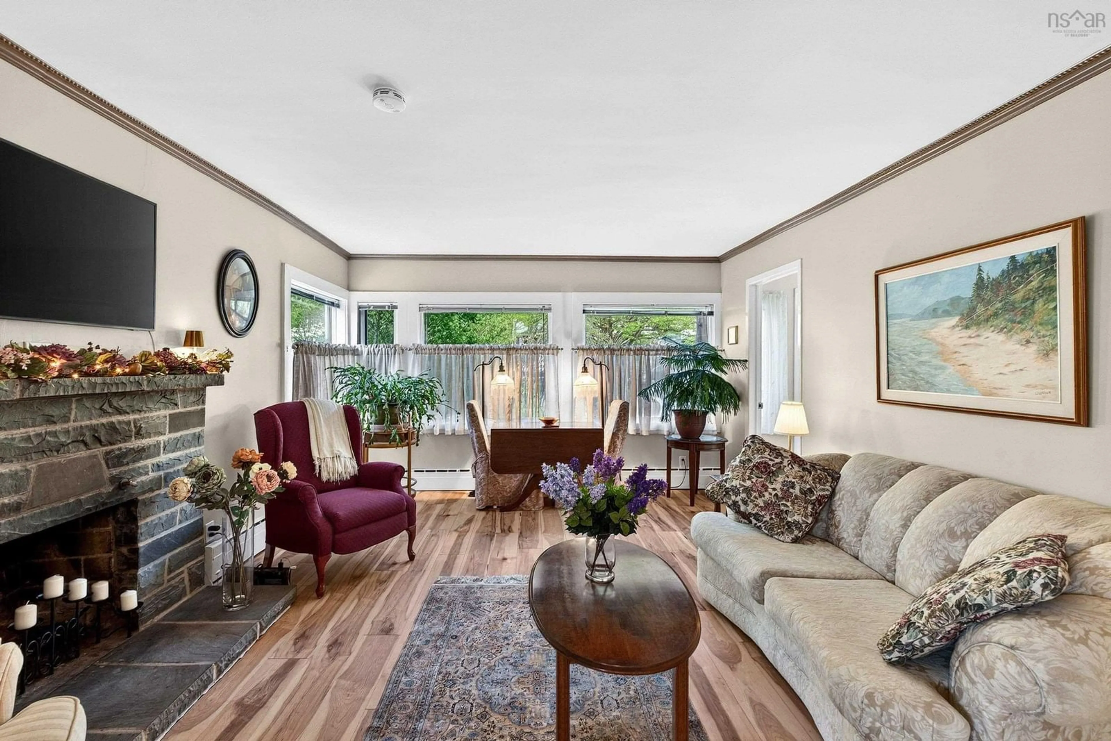 Living room with furniture, unknown for 2434 Connaught Avenue, Halifax Nova Scotia B3L 2Z4