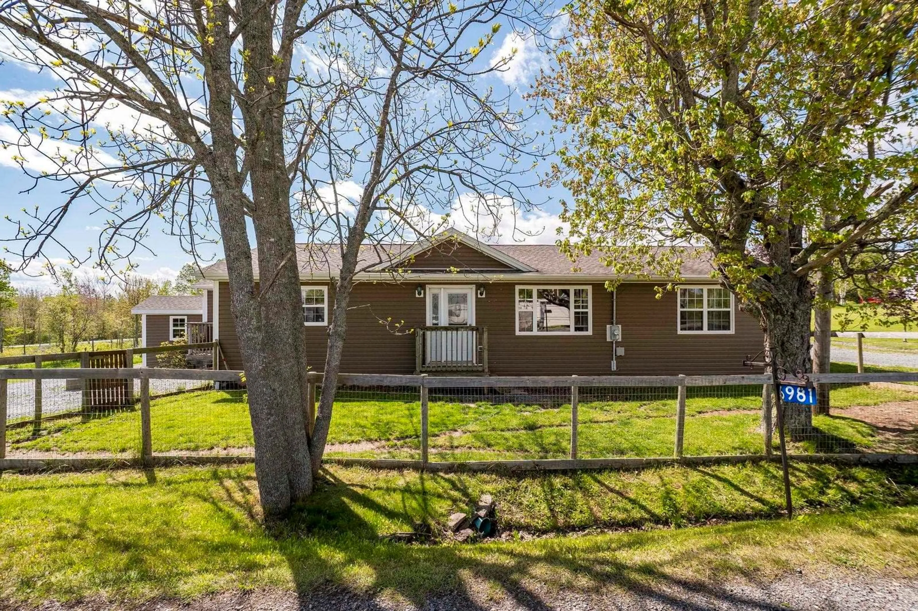 Home with vinyl exterior material, street for 6981 Highway 215, Bramber Nova Scotia B0N 2R0
