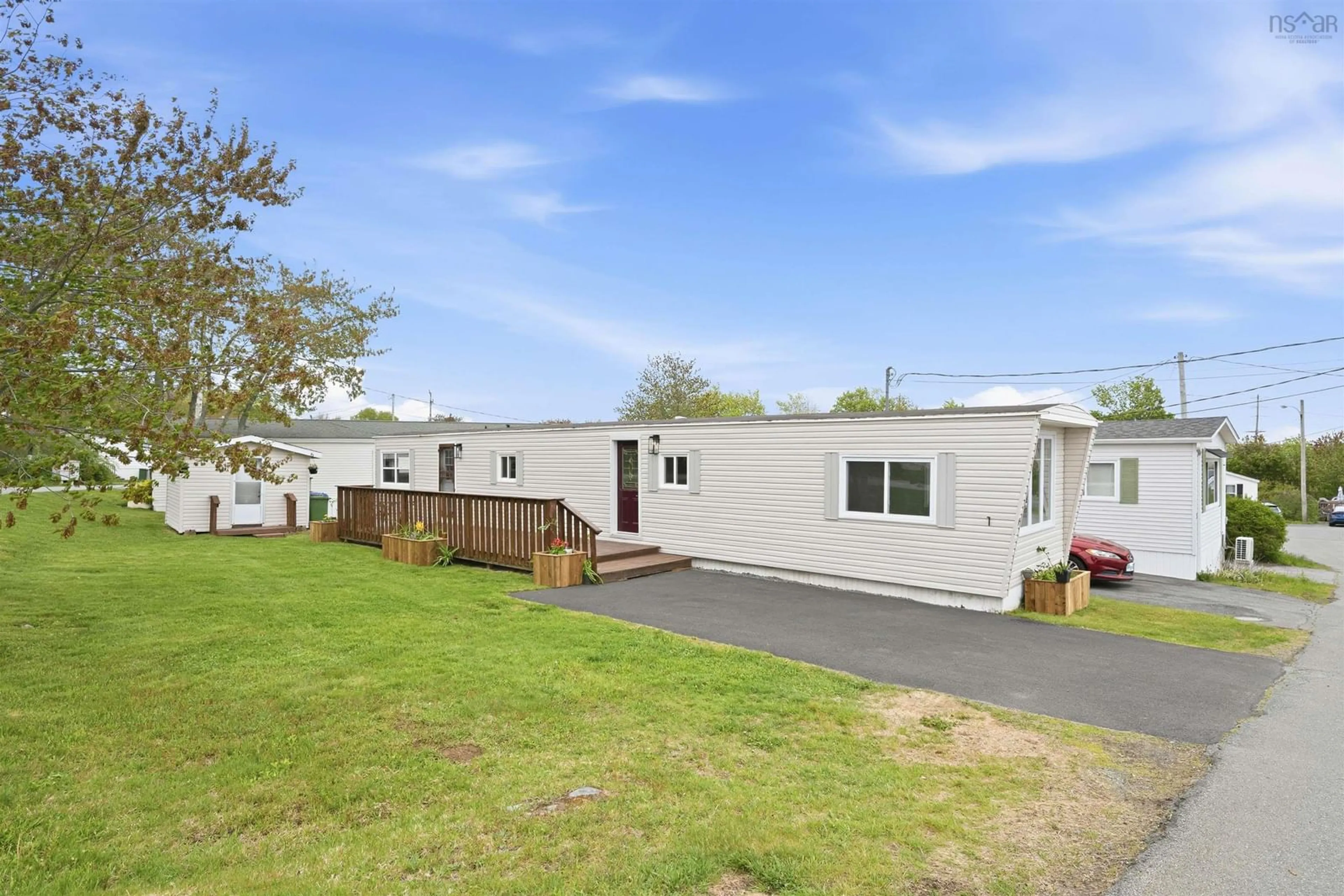 A pic from outside/outdoor area/front of a property/back of a property/a pic from drone, unknown for 1 Bishop Ave, Halifax Nova Scotia B2Y 2B4
