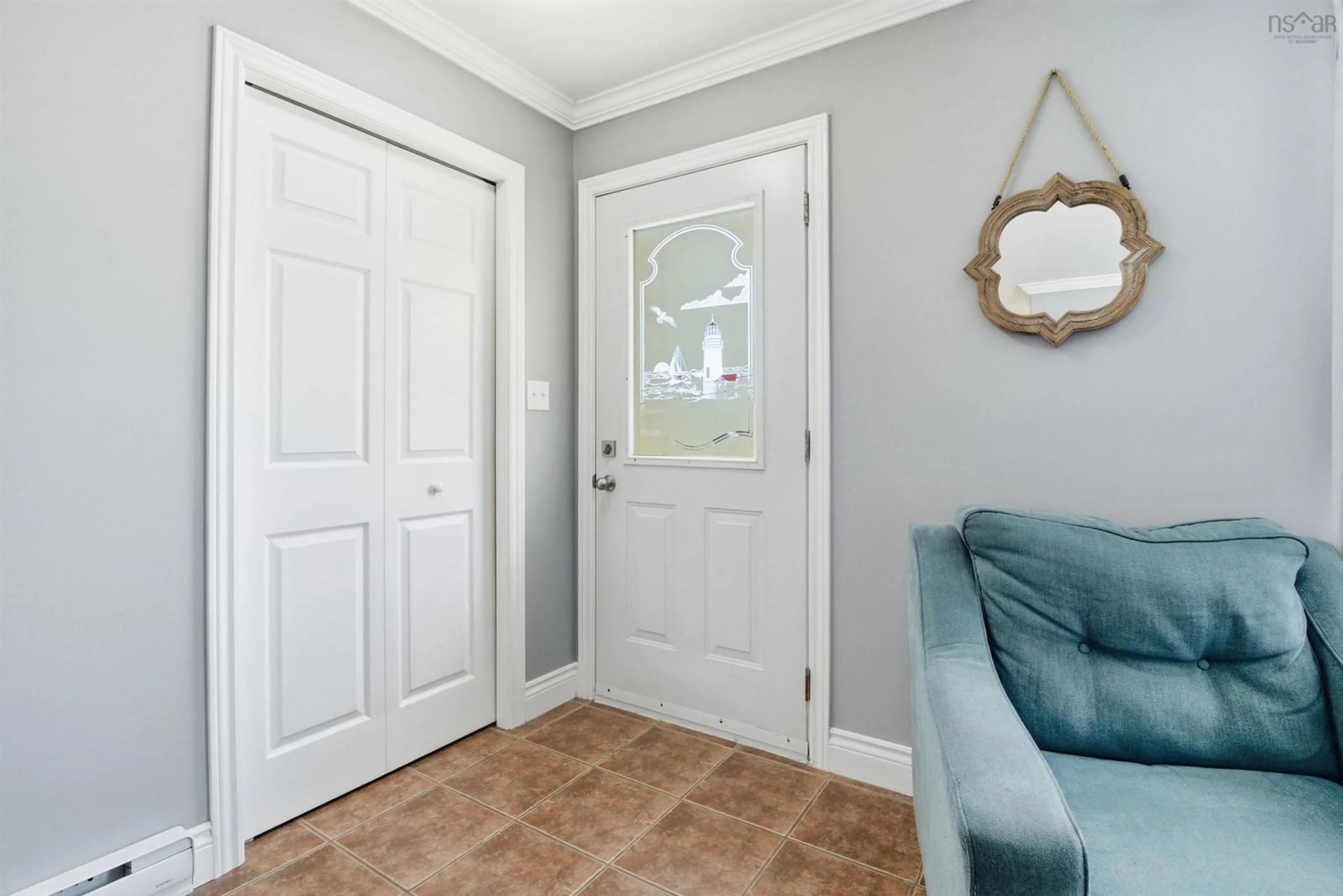 Indoor entryway for 3725 Highway 215, Centre Burlington Nova Scotia B0N 2A0