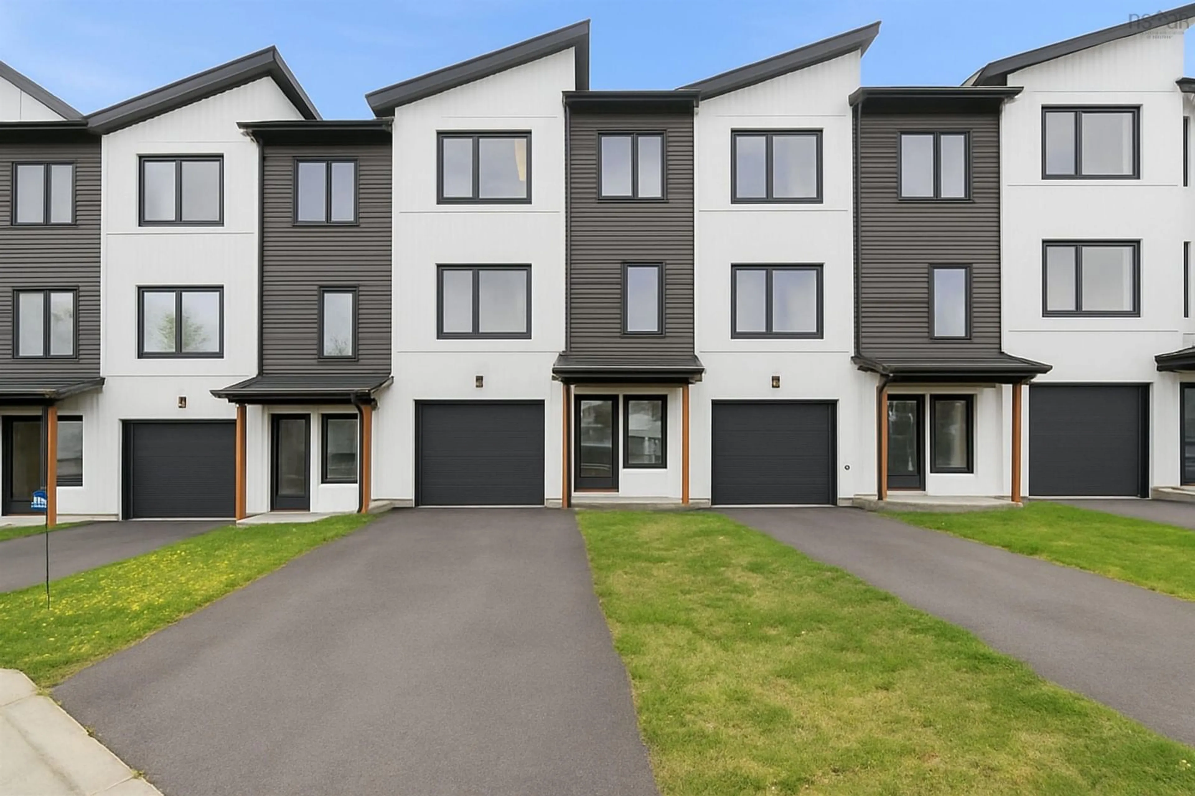 A pic from outside/outdoor area/front of a property/back of a property/a pic from drone, street for 134 Tyler St, Elmsdale Nova Scotia B2S 0B4