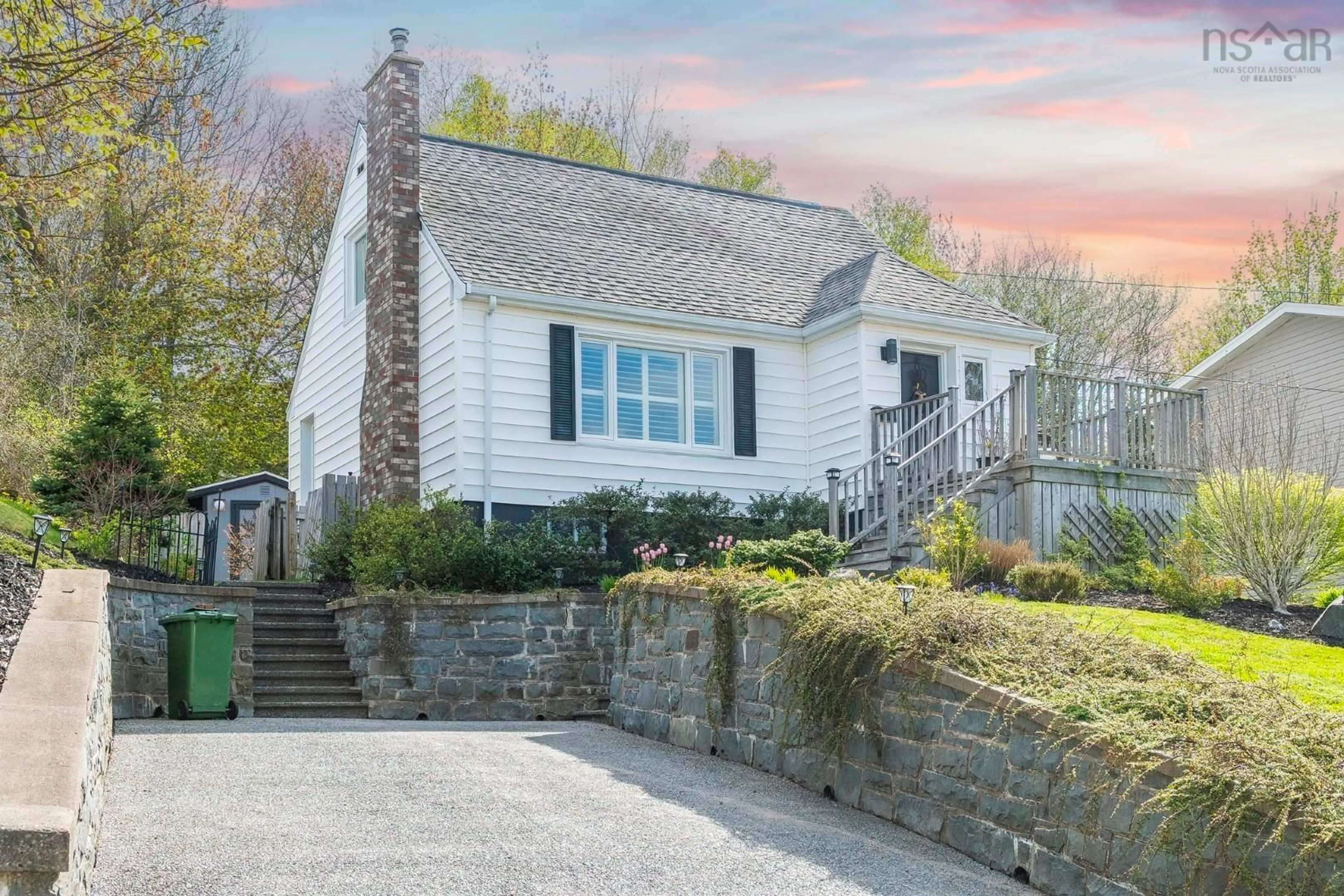 Home with vinyl exterior material, street for 20 Celtic, Dartmouth Nova Scotia B2Y 3G6