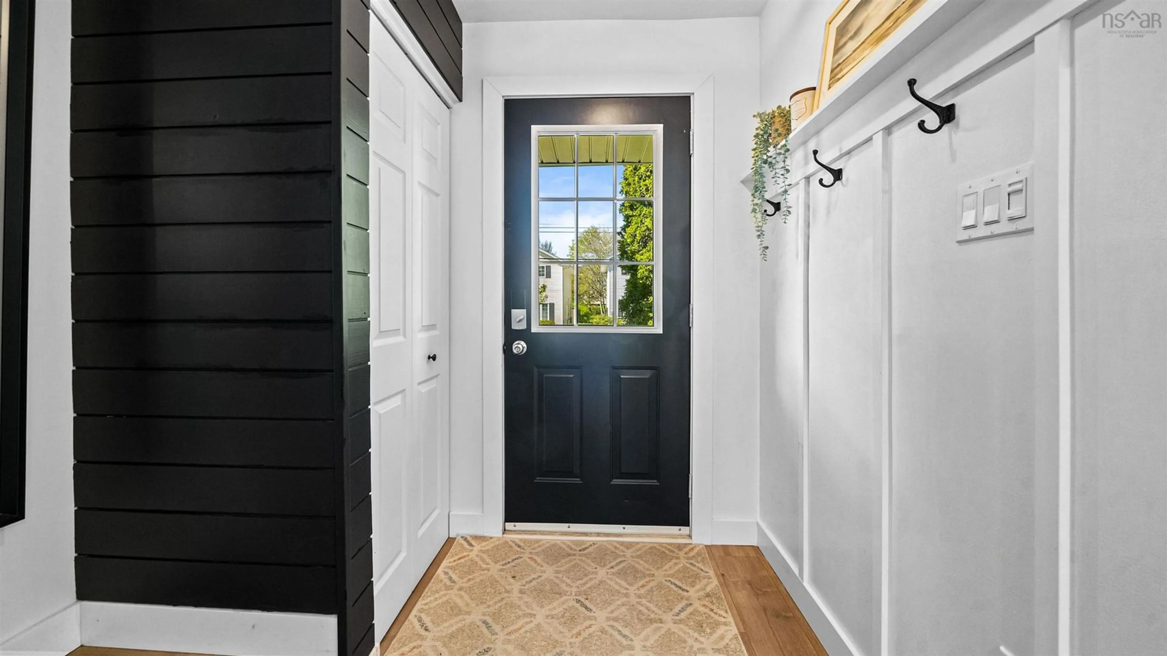 Indoor entryway for 77 Abrams Way, Halifax Nova Scotia B3P 2S2