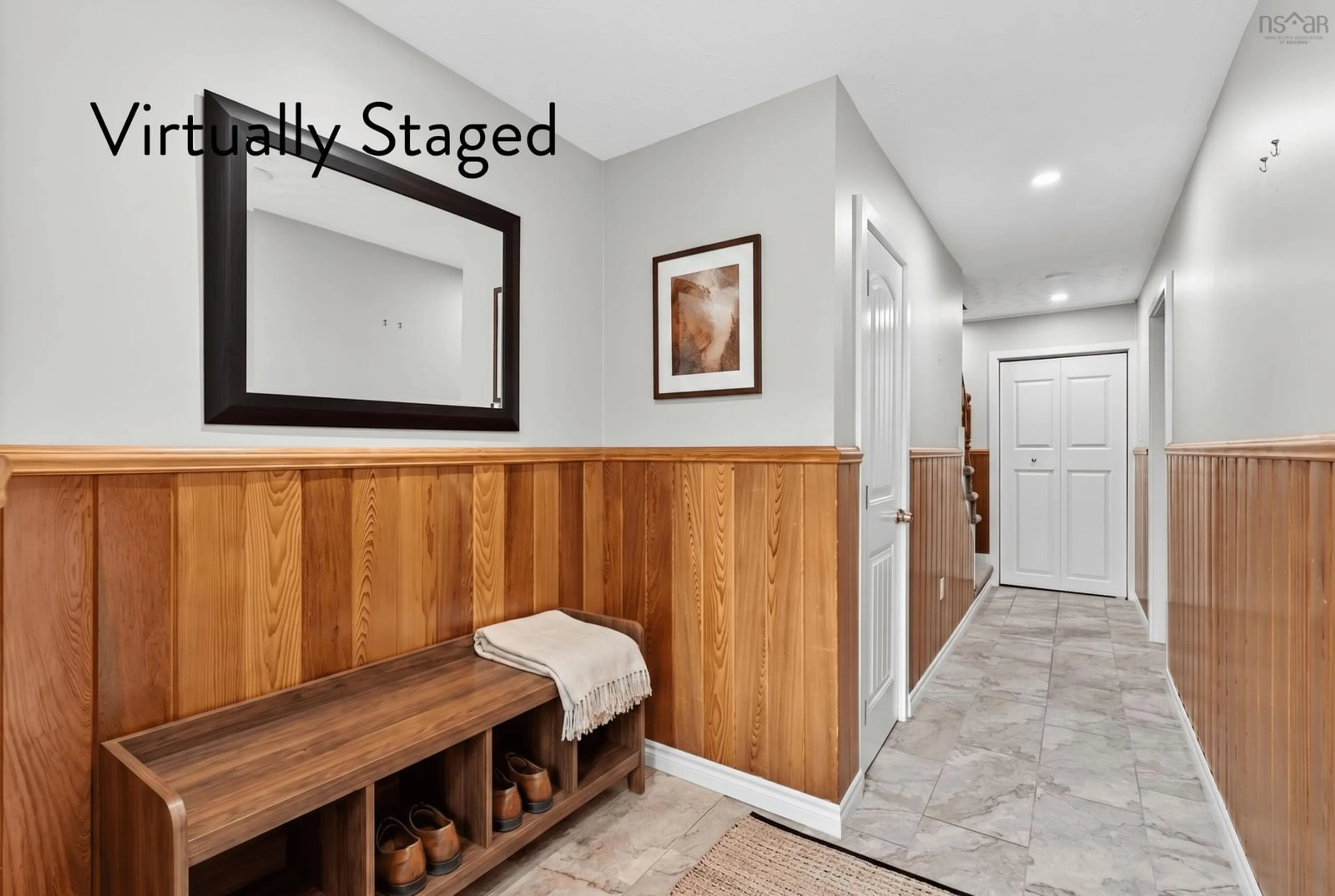 Indoor entryway for 5568 Carriageway Cres, North End Nova Scotia B3K 5K4