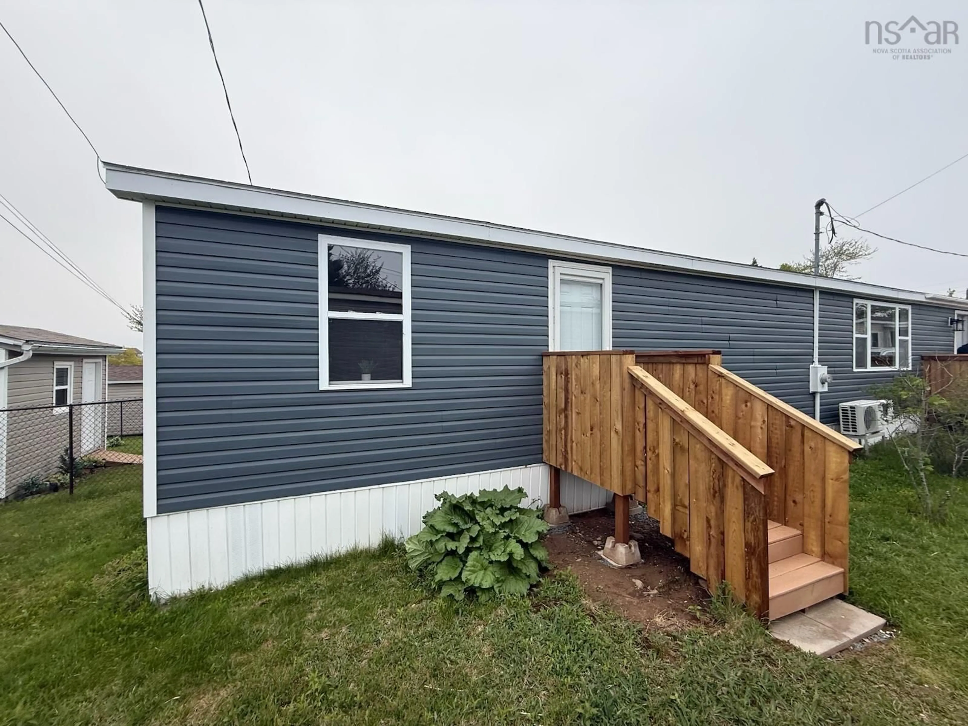 Home with vinyl exterior material, street for 6 Earleton Ave, Dartmouth Nova Scotia B2Y 2A7