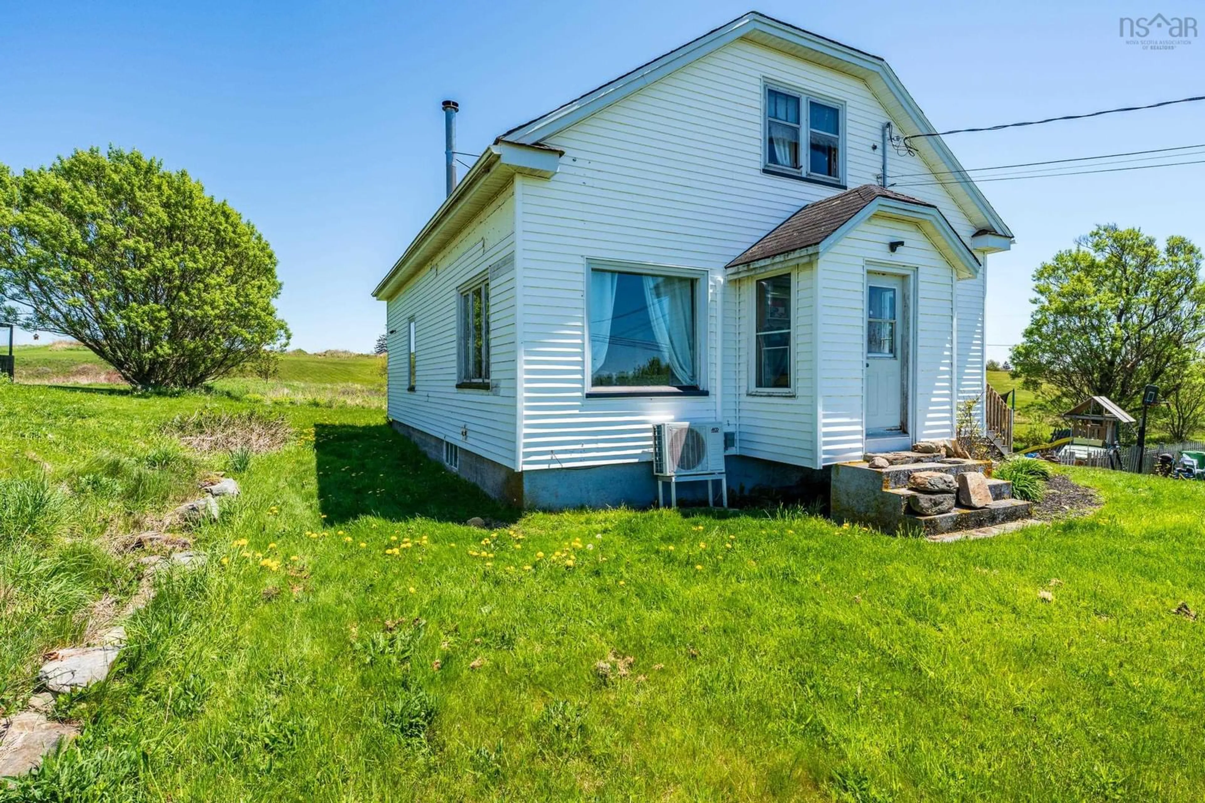 A pic from outside/outdoor area/front of a property/back of a property/a pic from drone, building for 1614 Main Shore Rd, Sandford Nova Scotia B5A 4A9