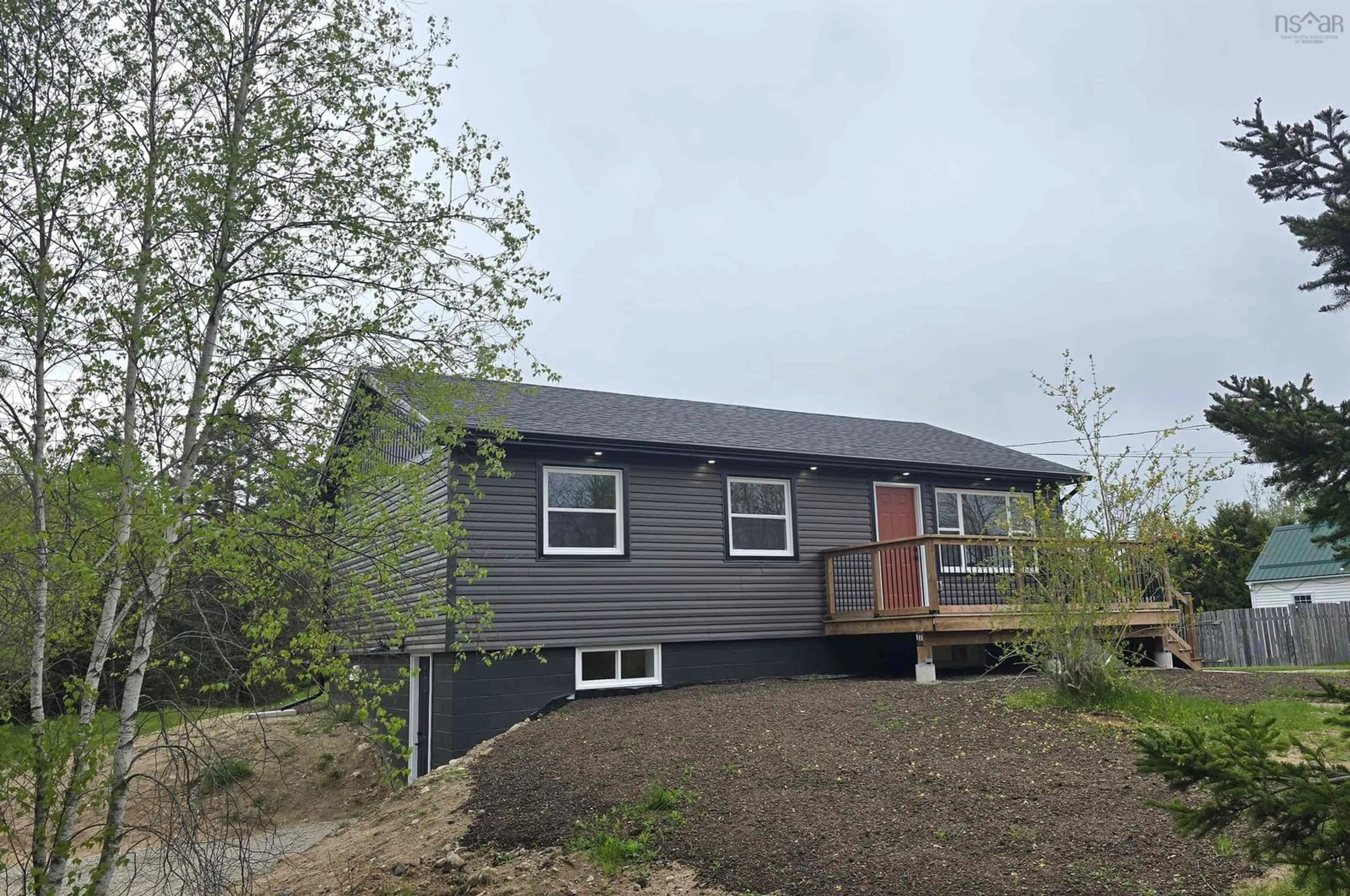 Home with vinyl exterior material, unknown for 3148 Highway 3, East Chester Nova Scotia B0J 1J0