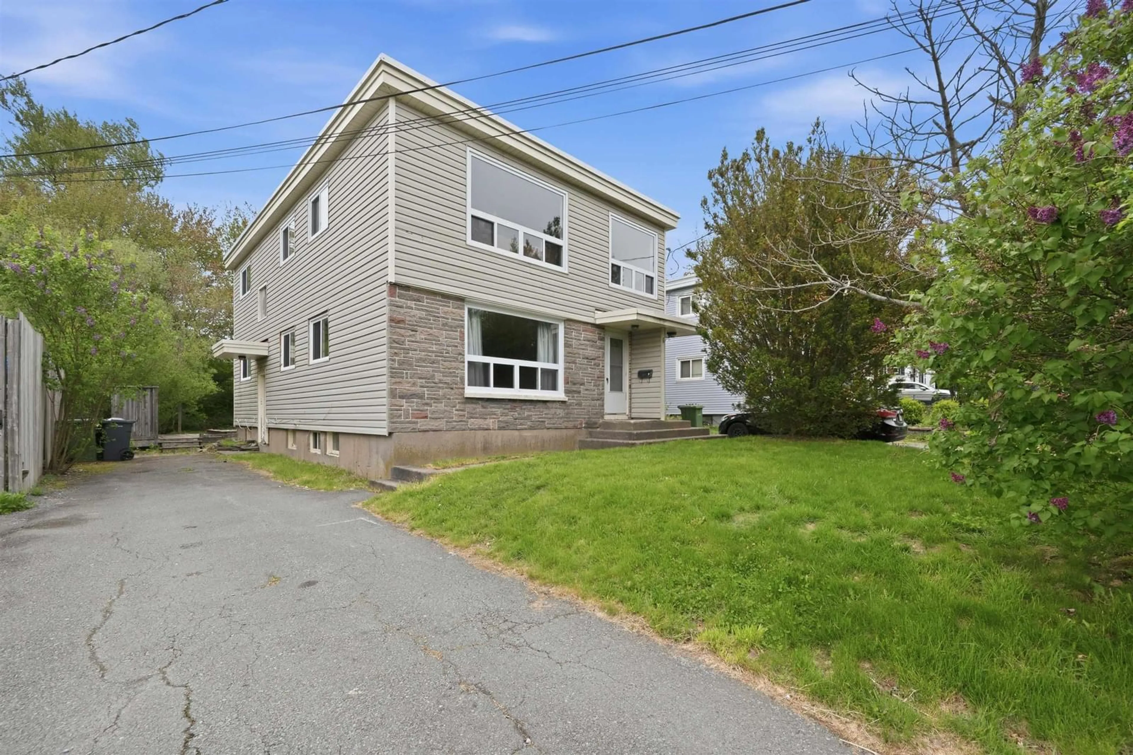 A pic from outside/outdoor area/front of a property/back of a property/a pic from drone, street for 55 & 55 1/2 Glenwood Ave, Dartmouth Nova Scotia B2Y 3G8