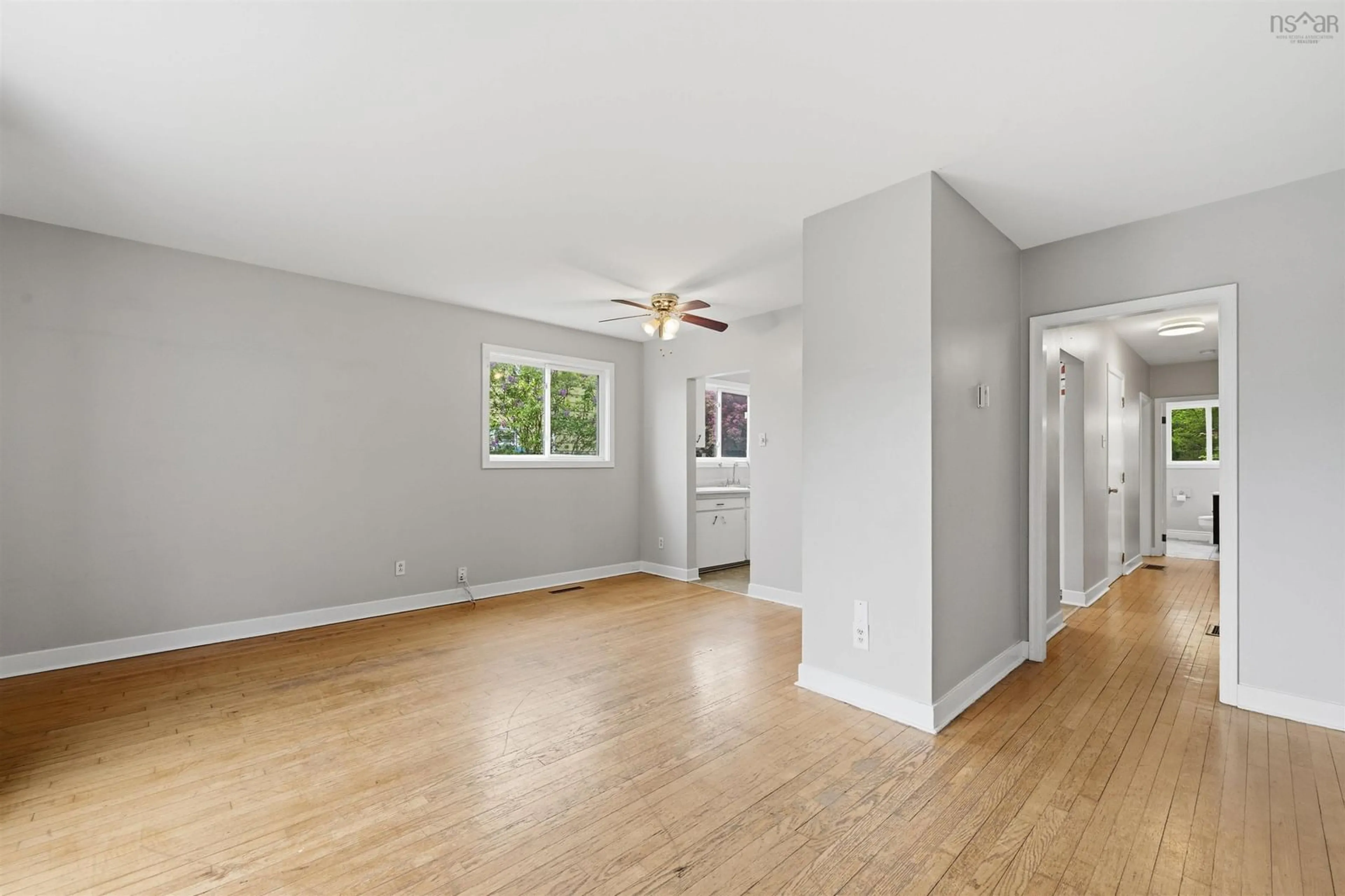 A pic of a room for 55 & 55 1/2 Glenwood Ave, Dartmouth Nova Scotia B2Y 3G8