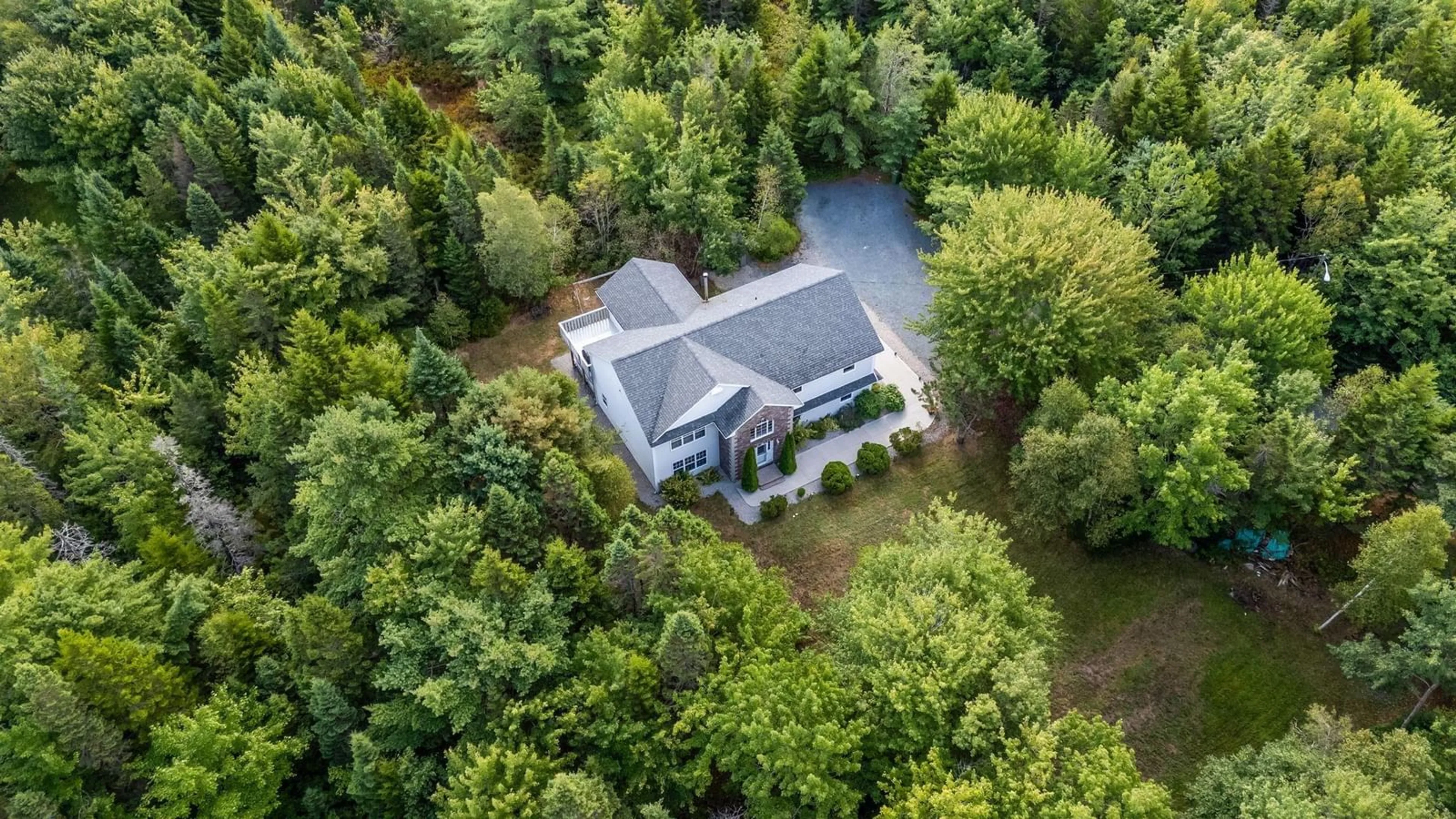 A pic from outside/outdoor area/front of a property/back of a property/a pic from drone, unknown for 15 Bingham Dr, Stillwater Lake Nova Scotia B3Z 1M4