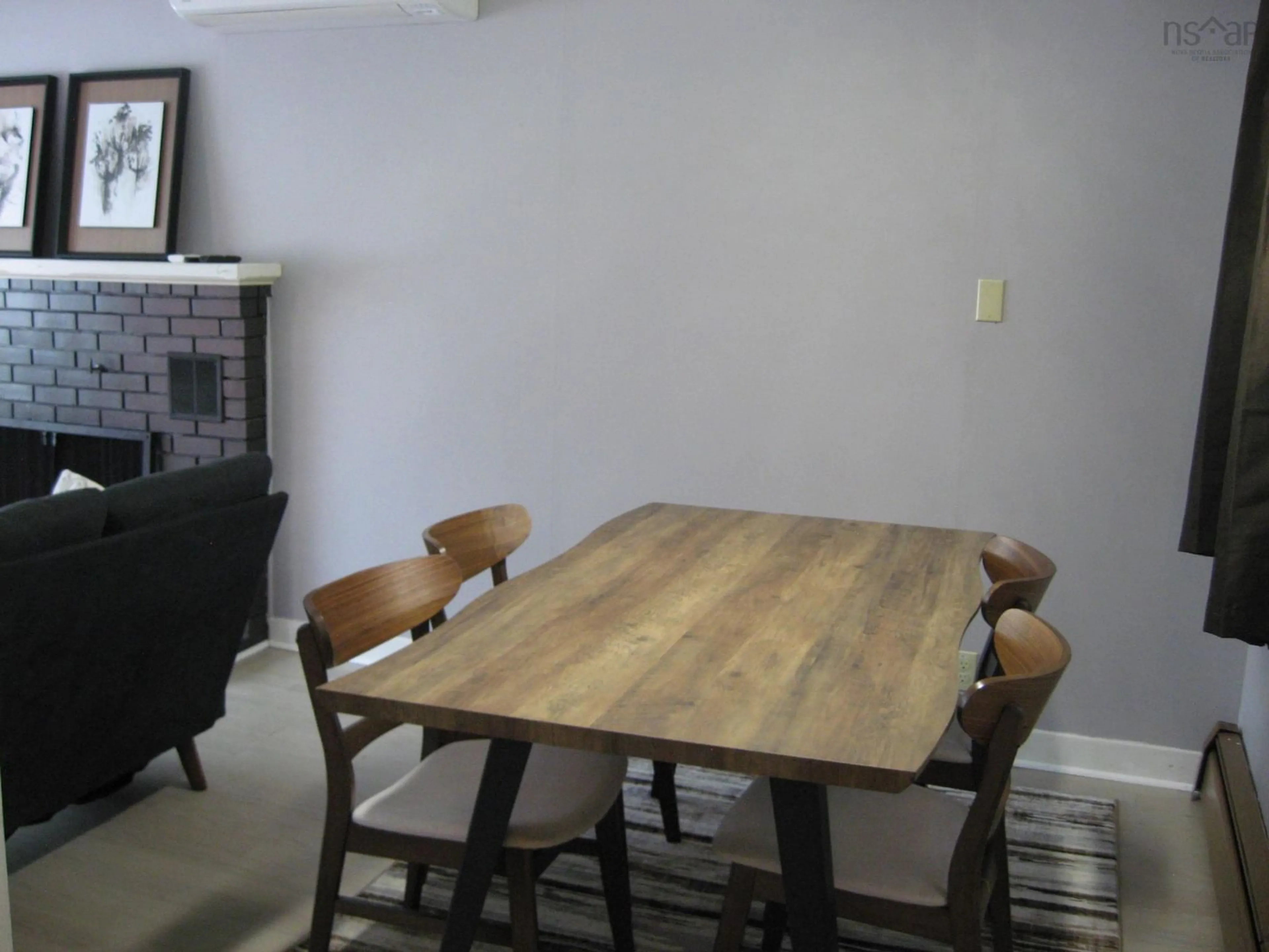 A pic of a room for 85 School St, Liverpool Nova Scotia B0T 1K0