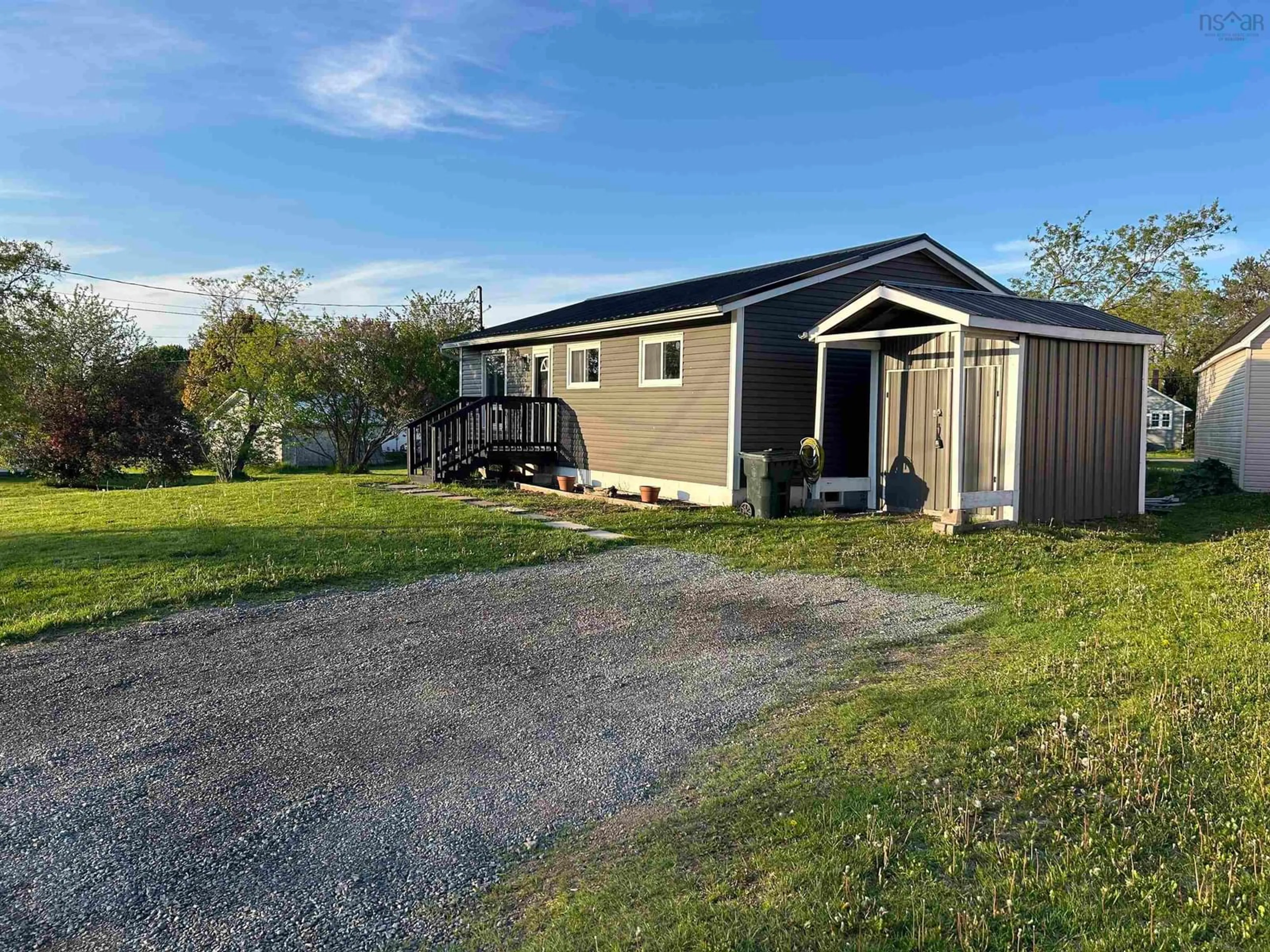 Unknown for 23 Snowden Ave, Amherst Nova Scotia B4H 2N1