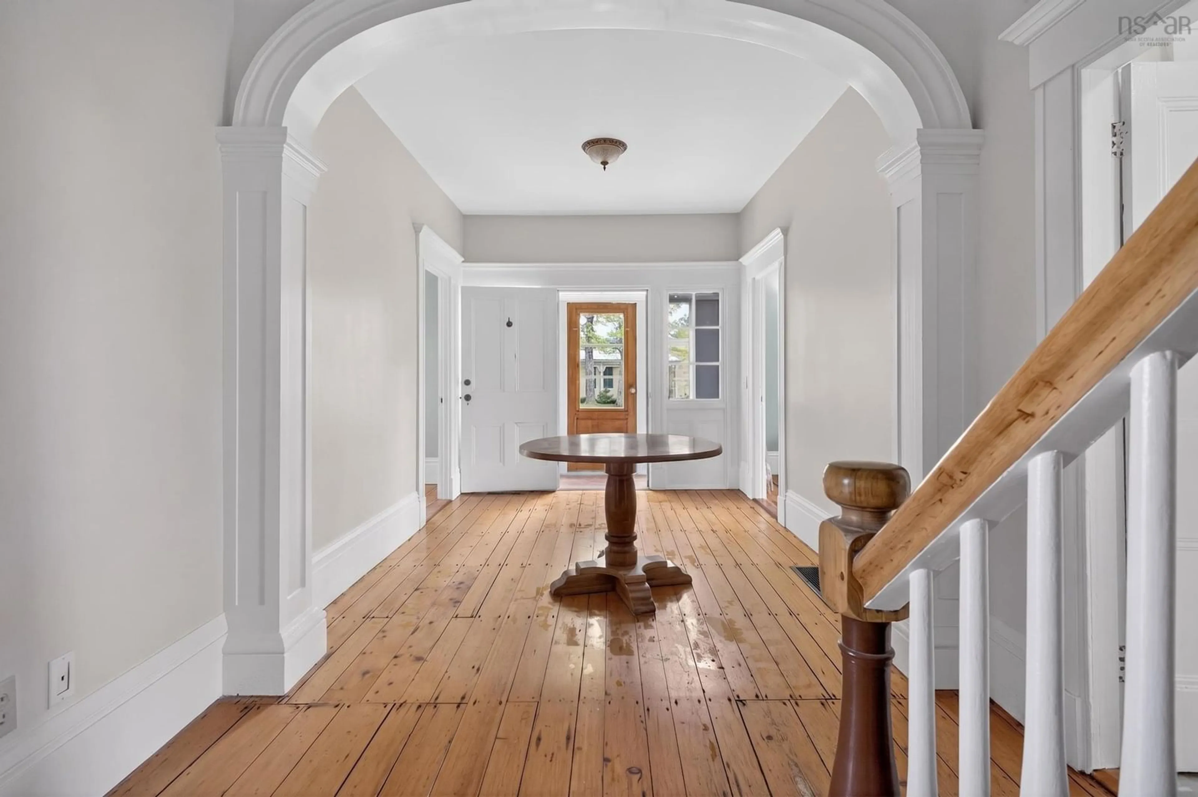 Indoor entryway for 8480 Highway 2, Great Village Nova Scotia B0M 1L0