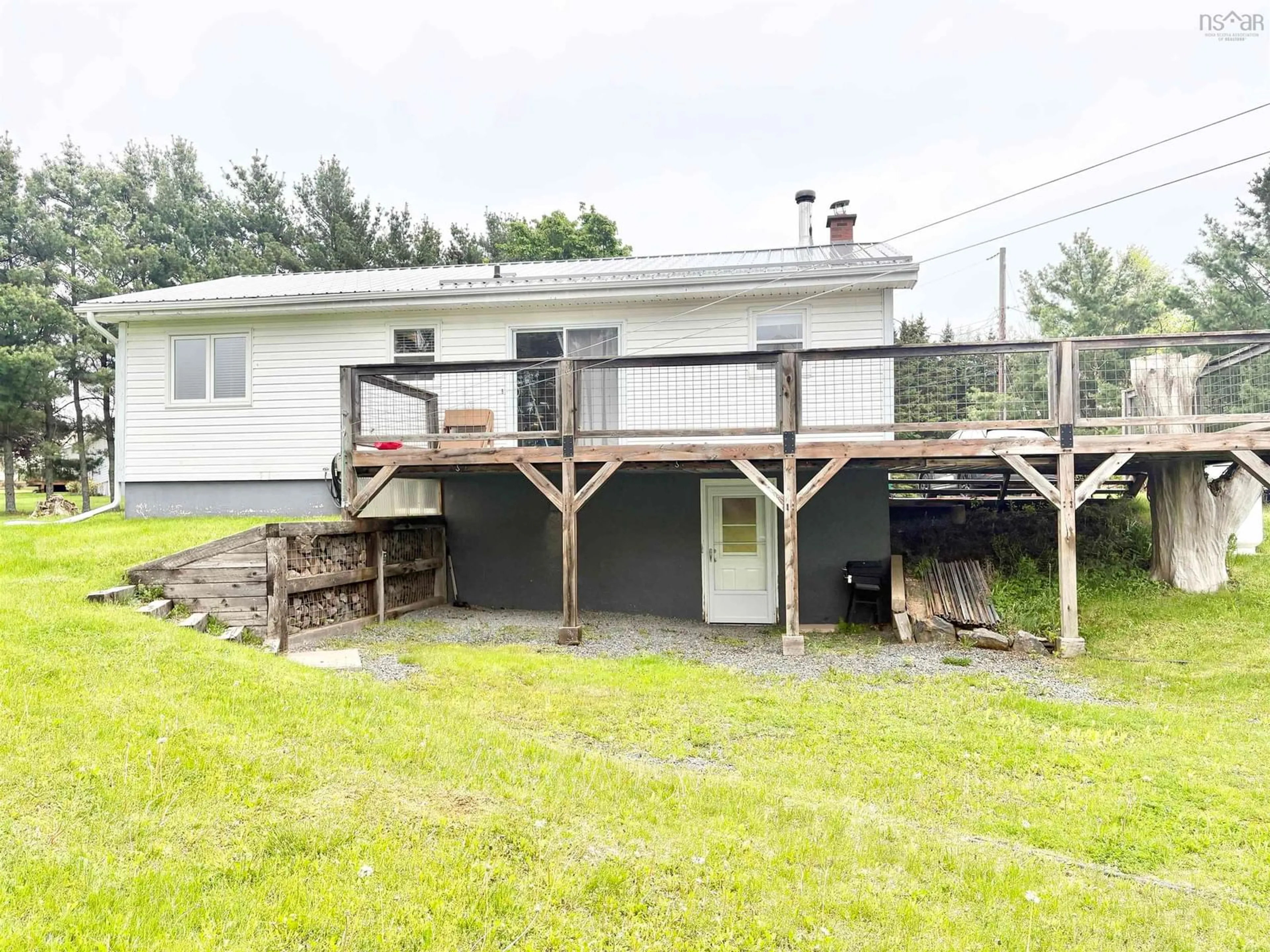 A pic from outside/outdoor area/front of a property/back of a property/a pic from drone, water/lake/river/ocean view for 34 Princeton Crt, Pictou Nova Scotia B0K 1H0