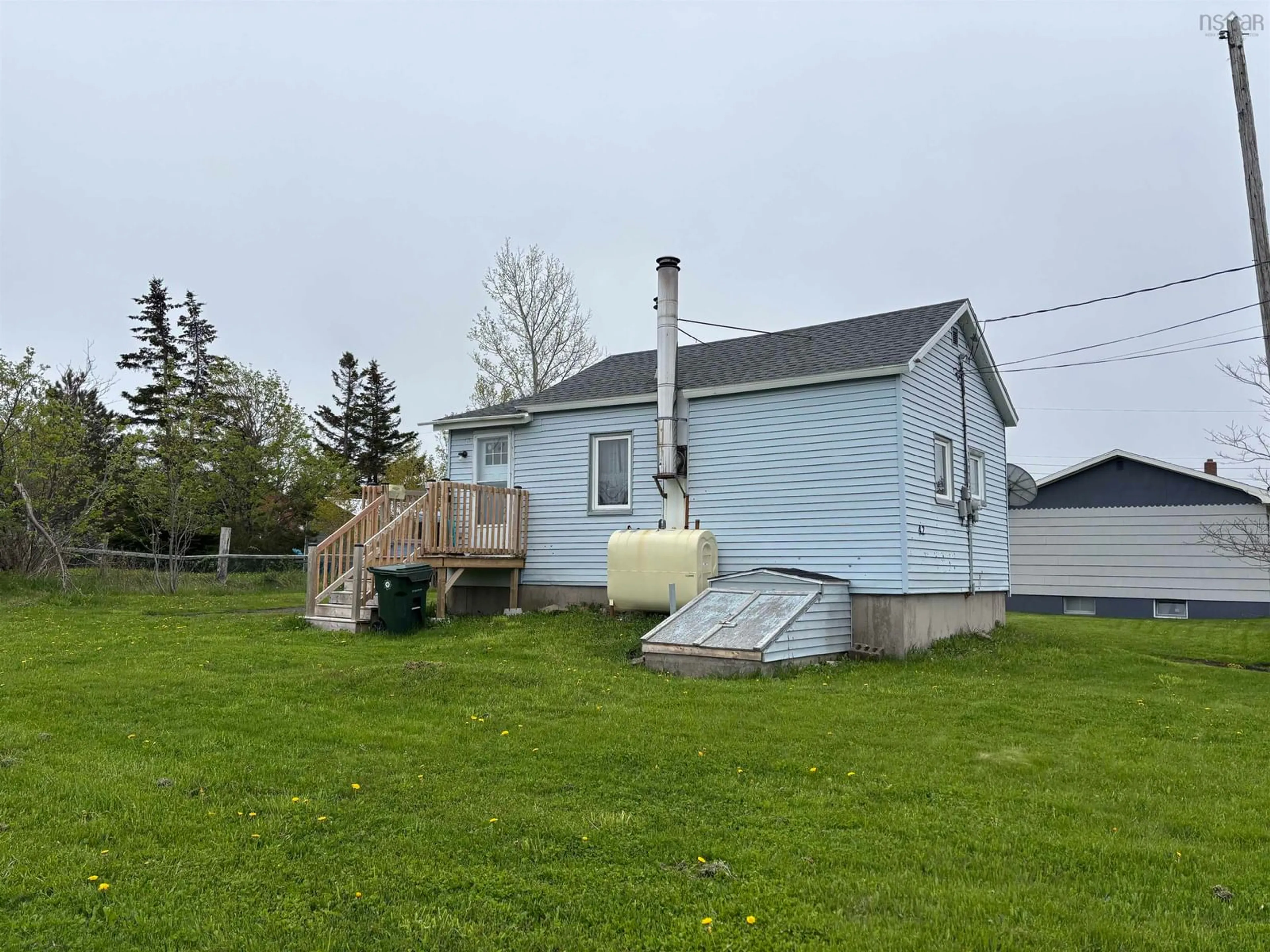 Shed for 42 George Street, Sydney Mines Nova Scotia B1V 1N7