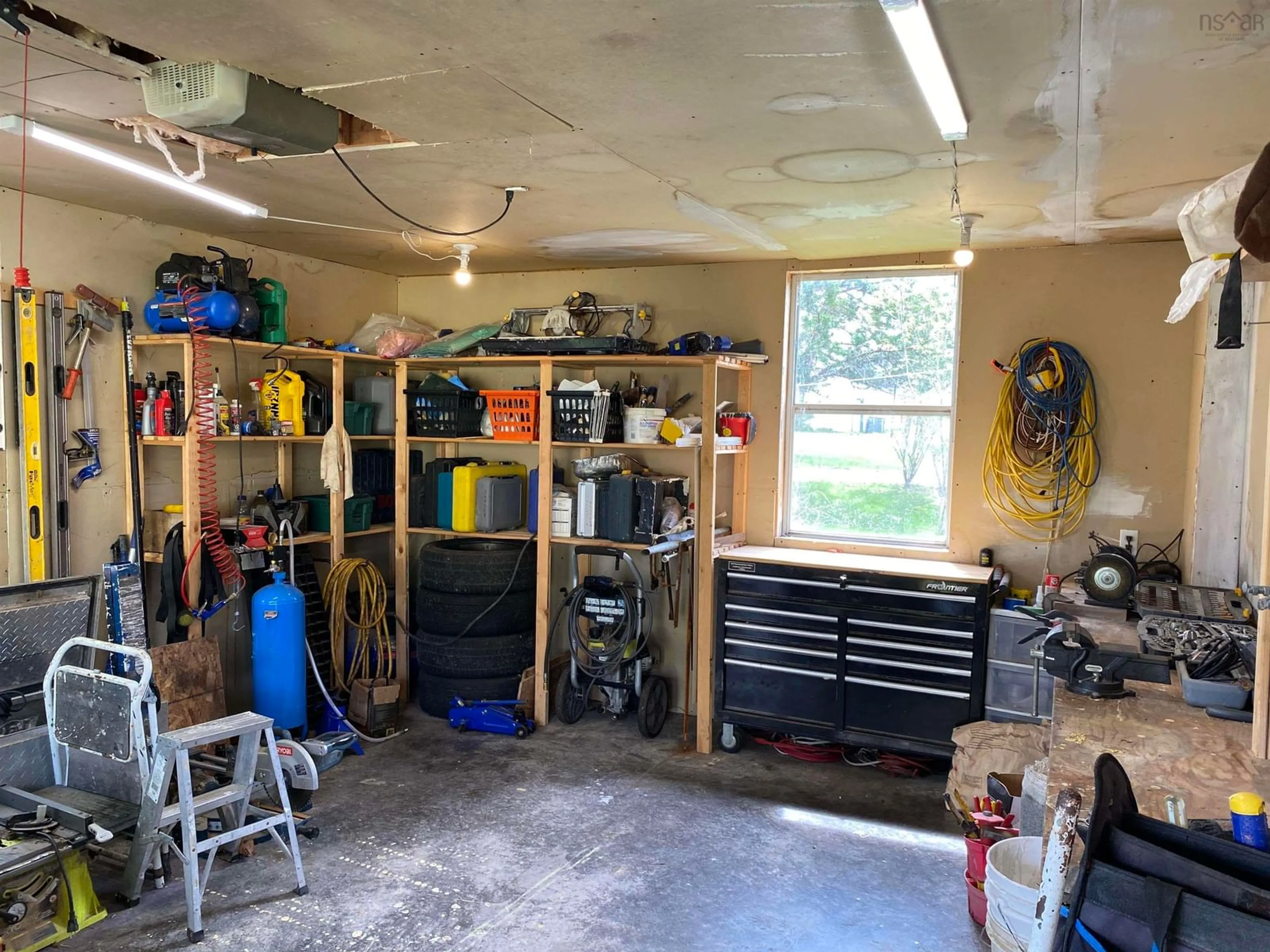 Indoor garage for 230 Water St, Pugwash Nova Scotia B0K 1L0