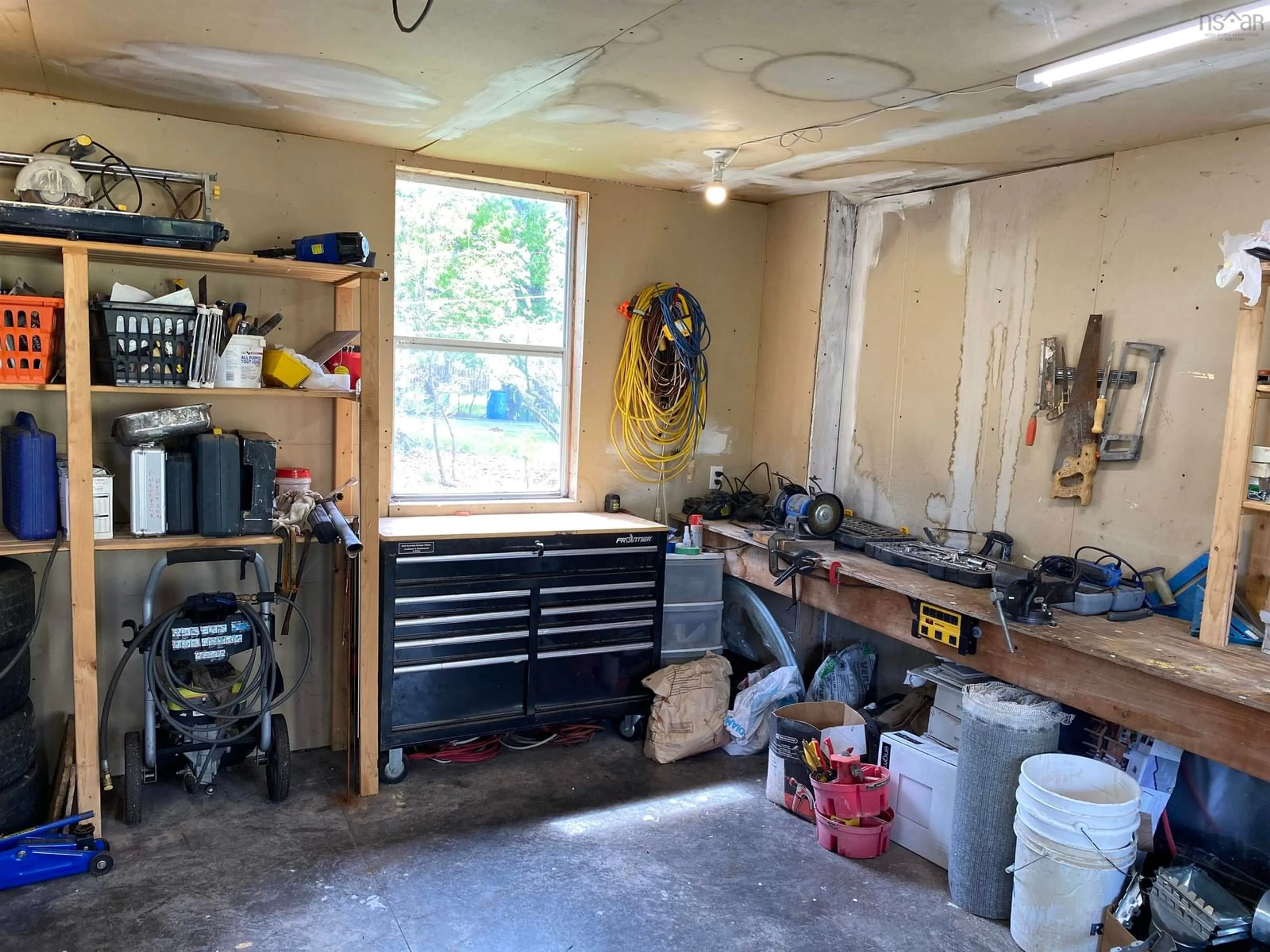 Indoor garage for 230 Water St, Pugwash Nova Scotia B0K 1L0