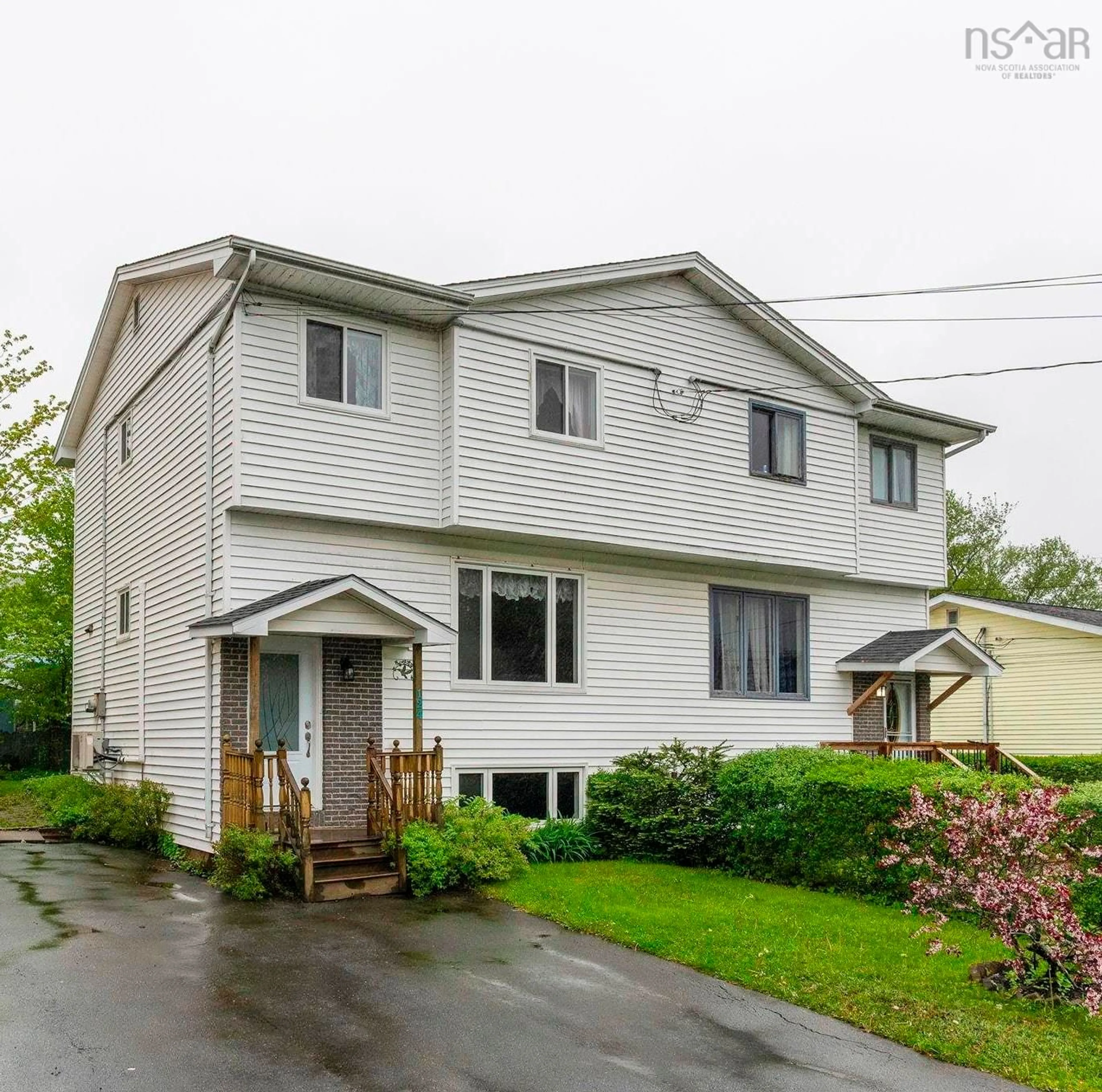 Home with vinyl exterior material, street for 124 Waterwheel Cres, Millwood Nova Scotia B4E 2K8