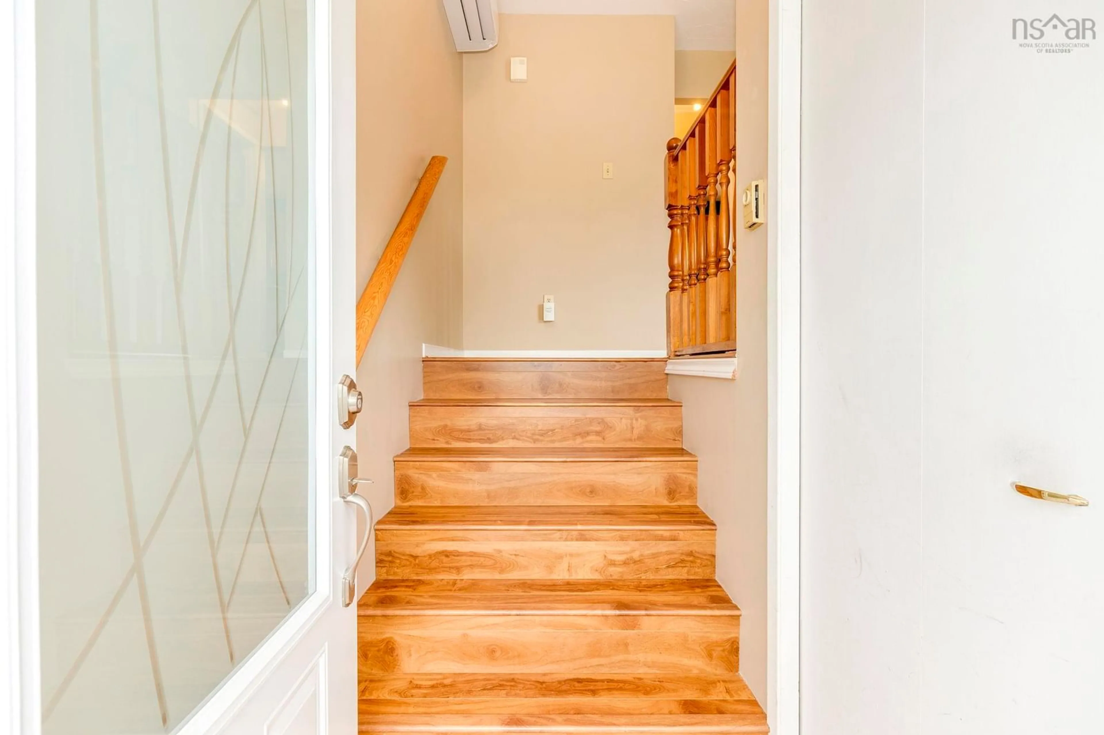 Indoor entryway for 124 Waterwheel Cres, Millwood Nova Scotia B4E 2K8