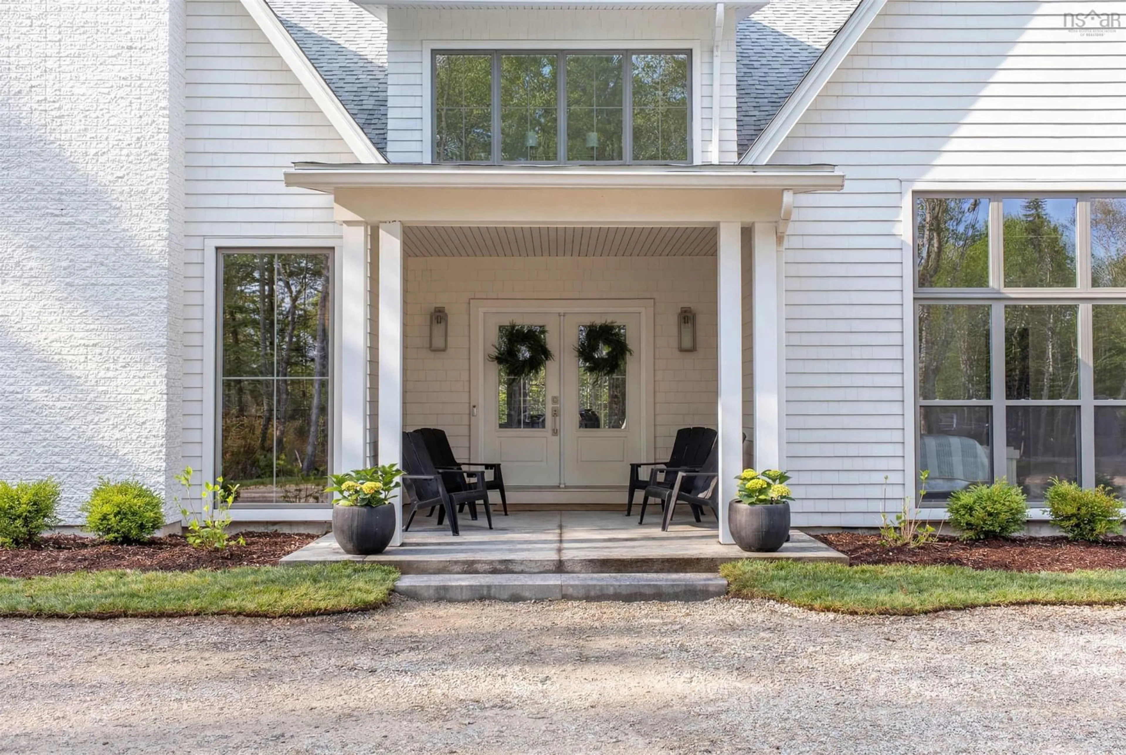 Indoor entryway for 130 Bellflower Lane, Middle Sackville Nova Scotia B4E 0W5