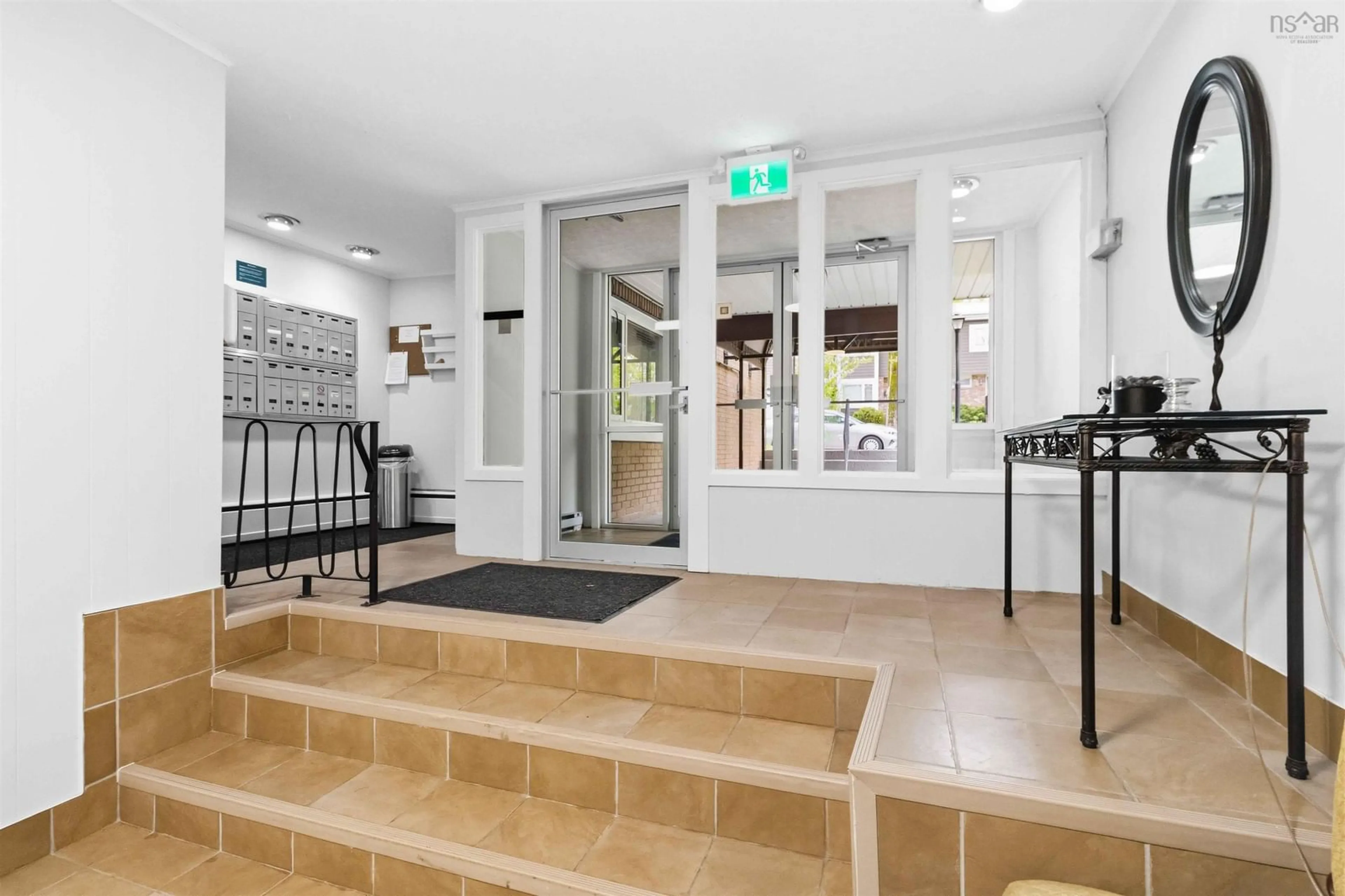 Indoor foyer for 6269 Cork Street St #5, Halifax Nova Scotia B3L 1Y8