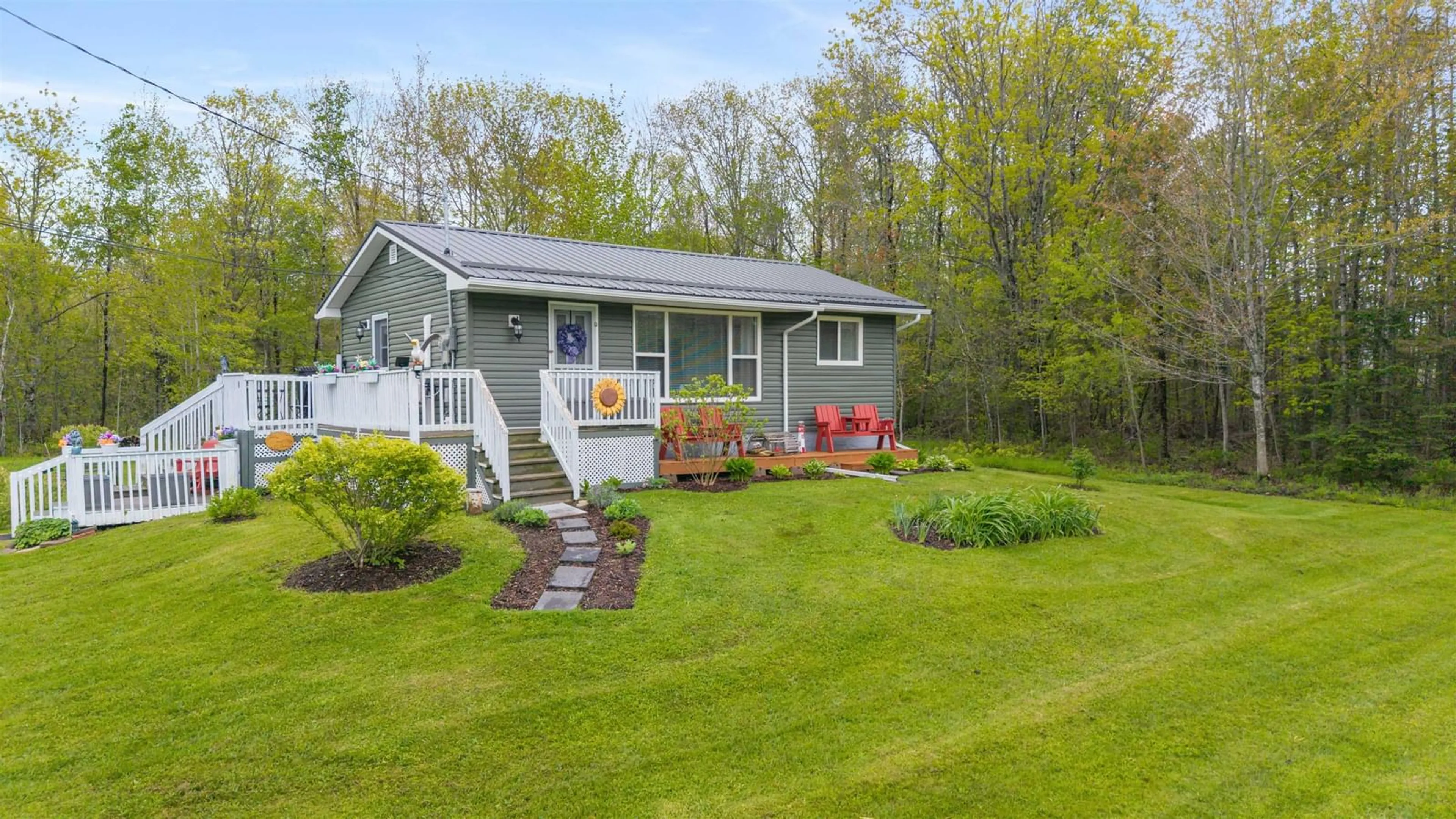 Home with vinyl exterior material, water/lake/river/ocean view for 2315 Highway 2, Milford Nova Scotia B0N 1Y0