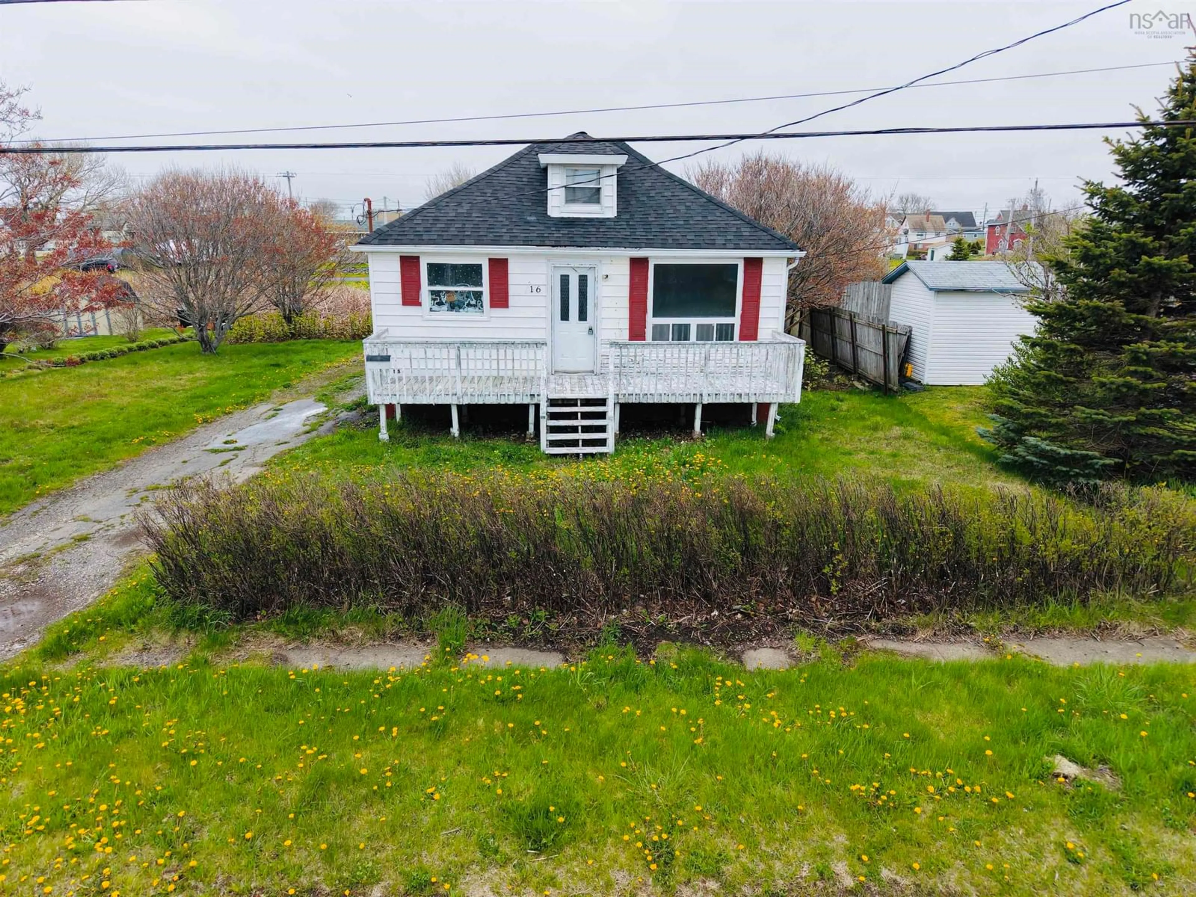 A pic from outside/outdoor area/front of a property/back of a property/a pic from drone, street for 16 Seventh St, Glace Bay Nova Scotia B1A 4K3
