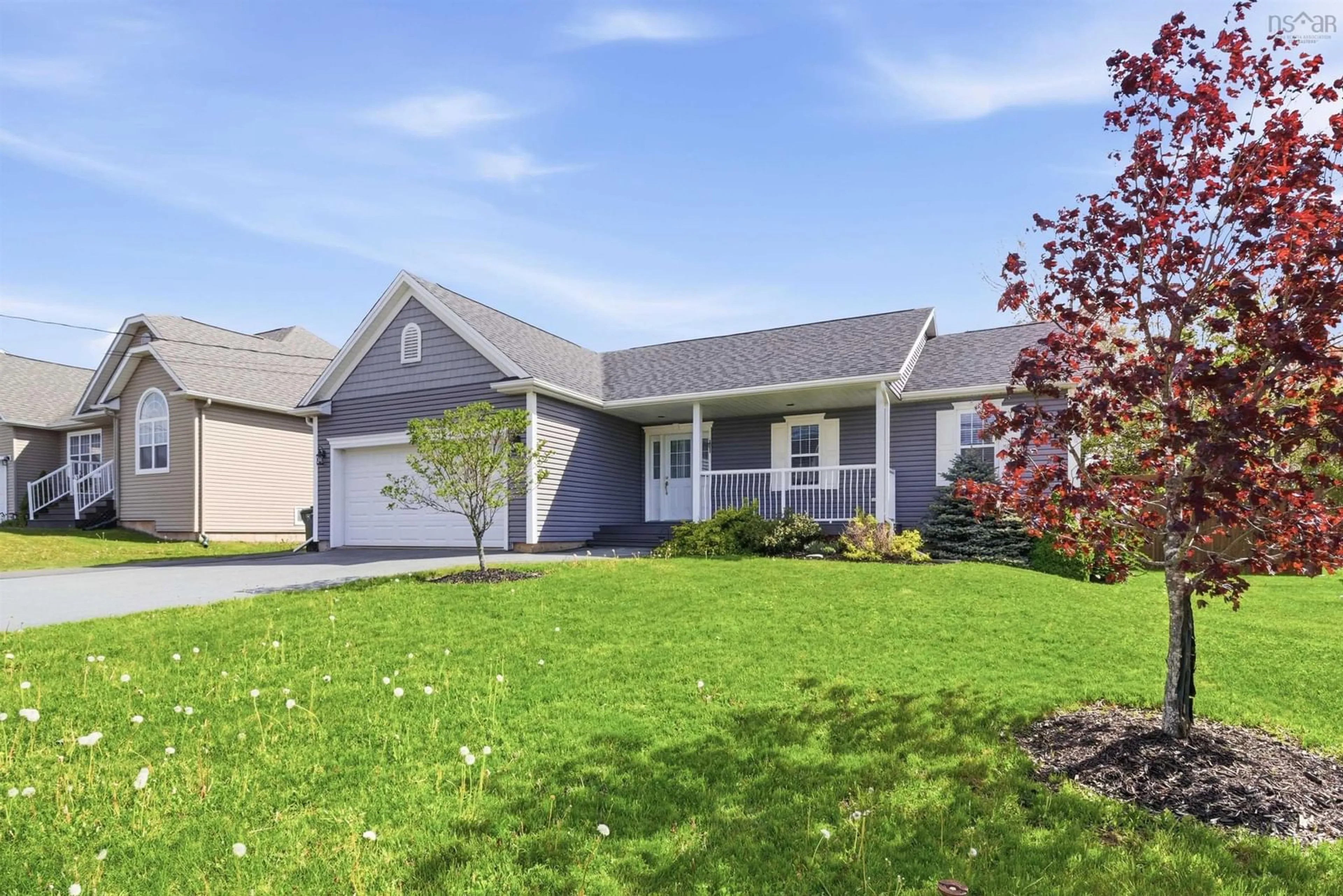 Home with vinyl exterior material, street for 18 Bona Cres, Enfield Nova Scotia B2T 0B2