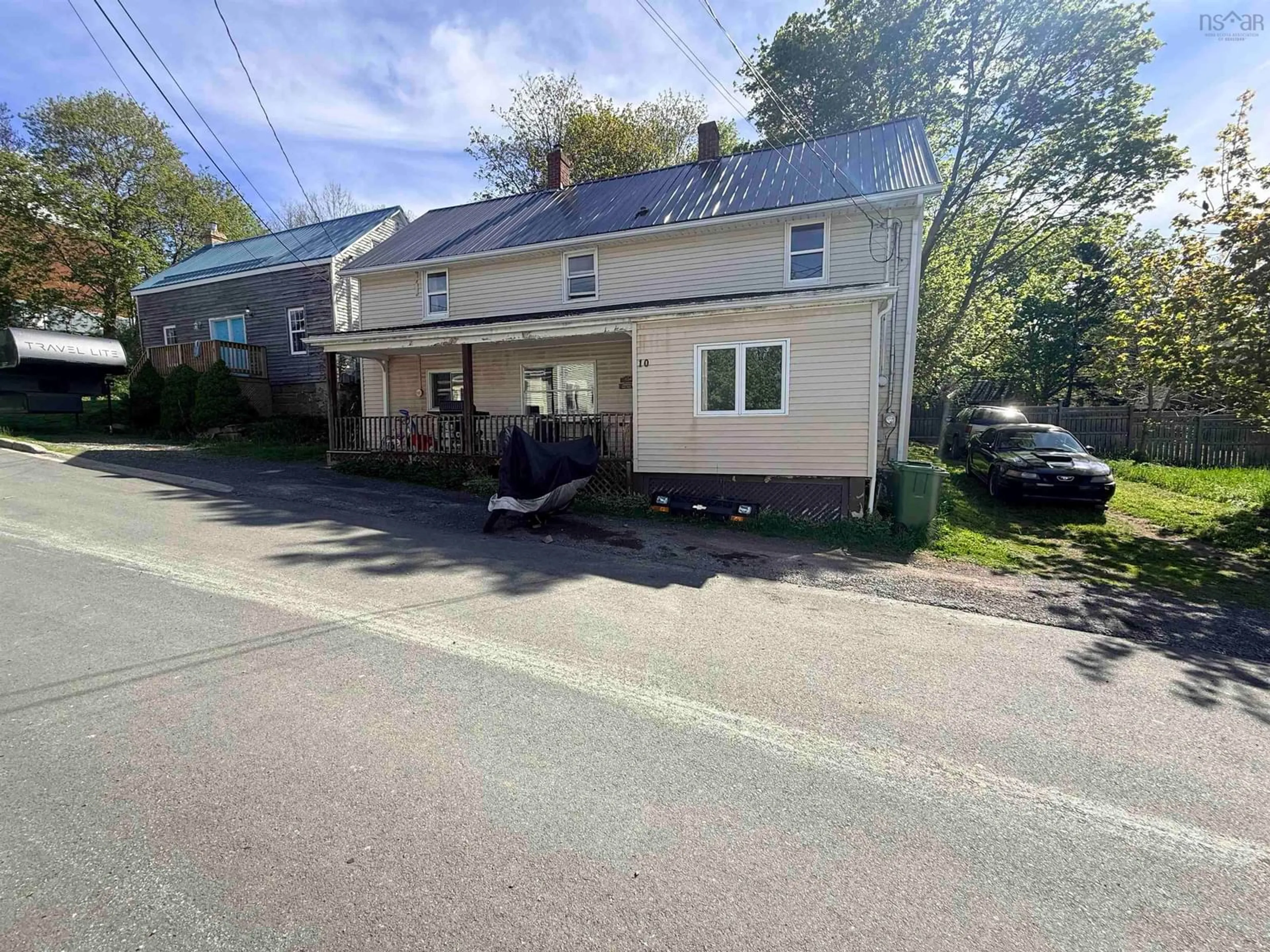 A pic from outside/outdoor area/front of a property/back of a property/a pic from drone, street for 10 Victoria St, Pictou Nova Scotia B0K 1H0