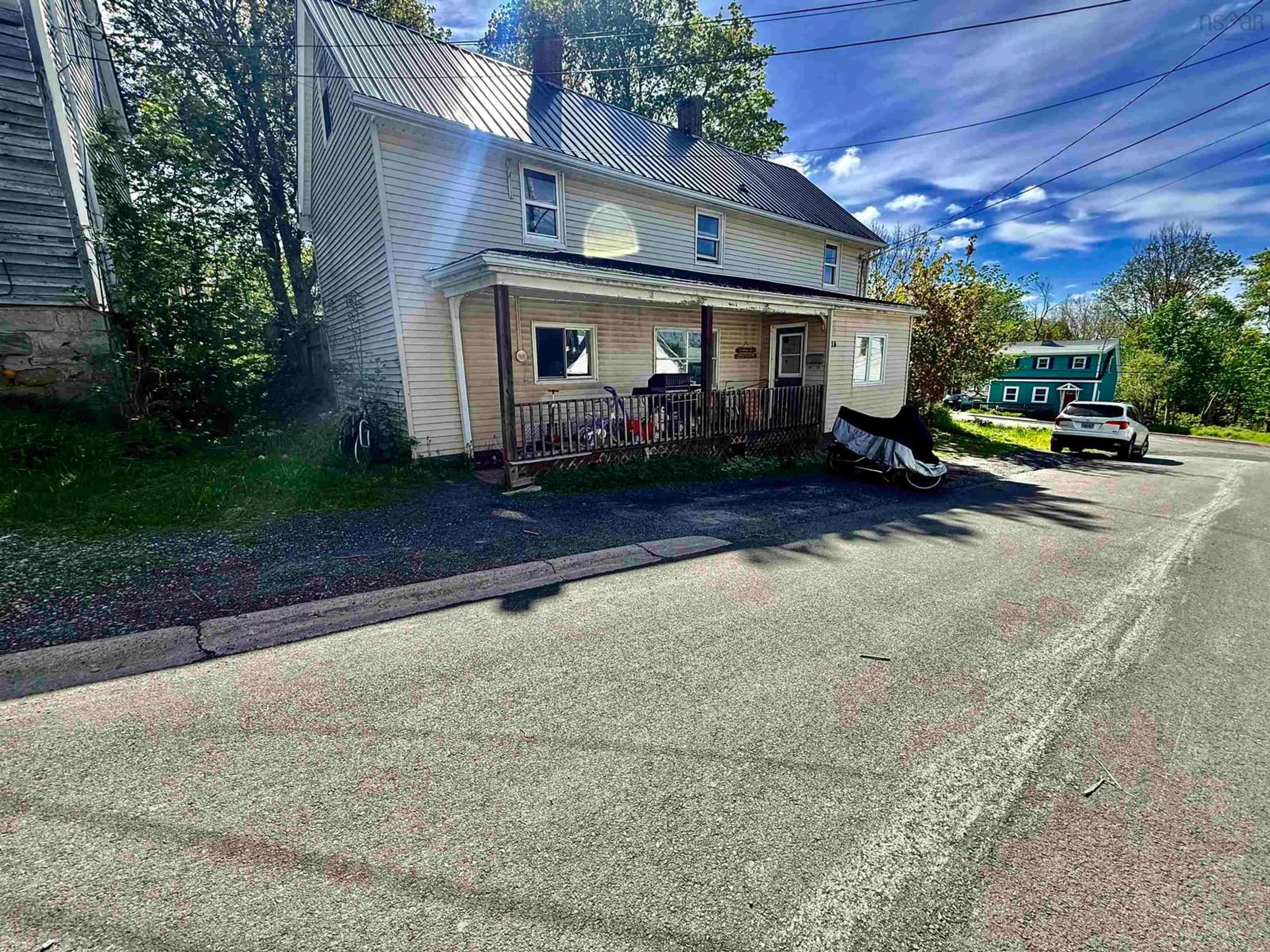 A pic from outside/outdoor area/front of a property/back of a property/a pic from drone, street for 10 Victoria St, Pictou Nova Scotia B0K 1H0