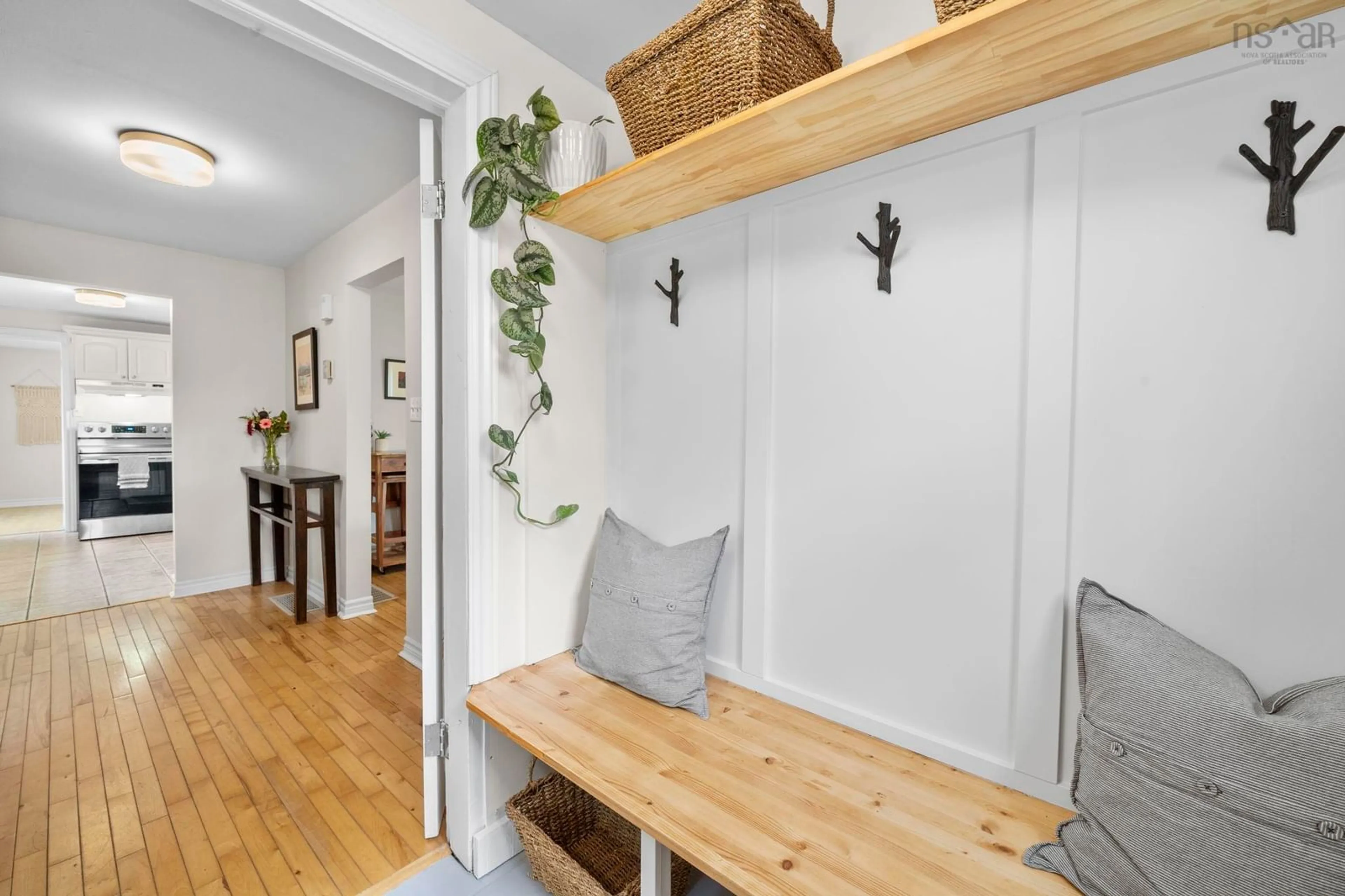 Indoor entryway for 43 Winchester Ave, Halifax Nova Scotia B3P 2C9