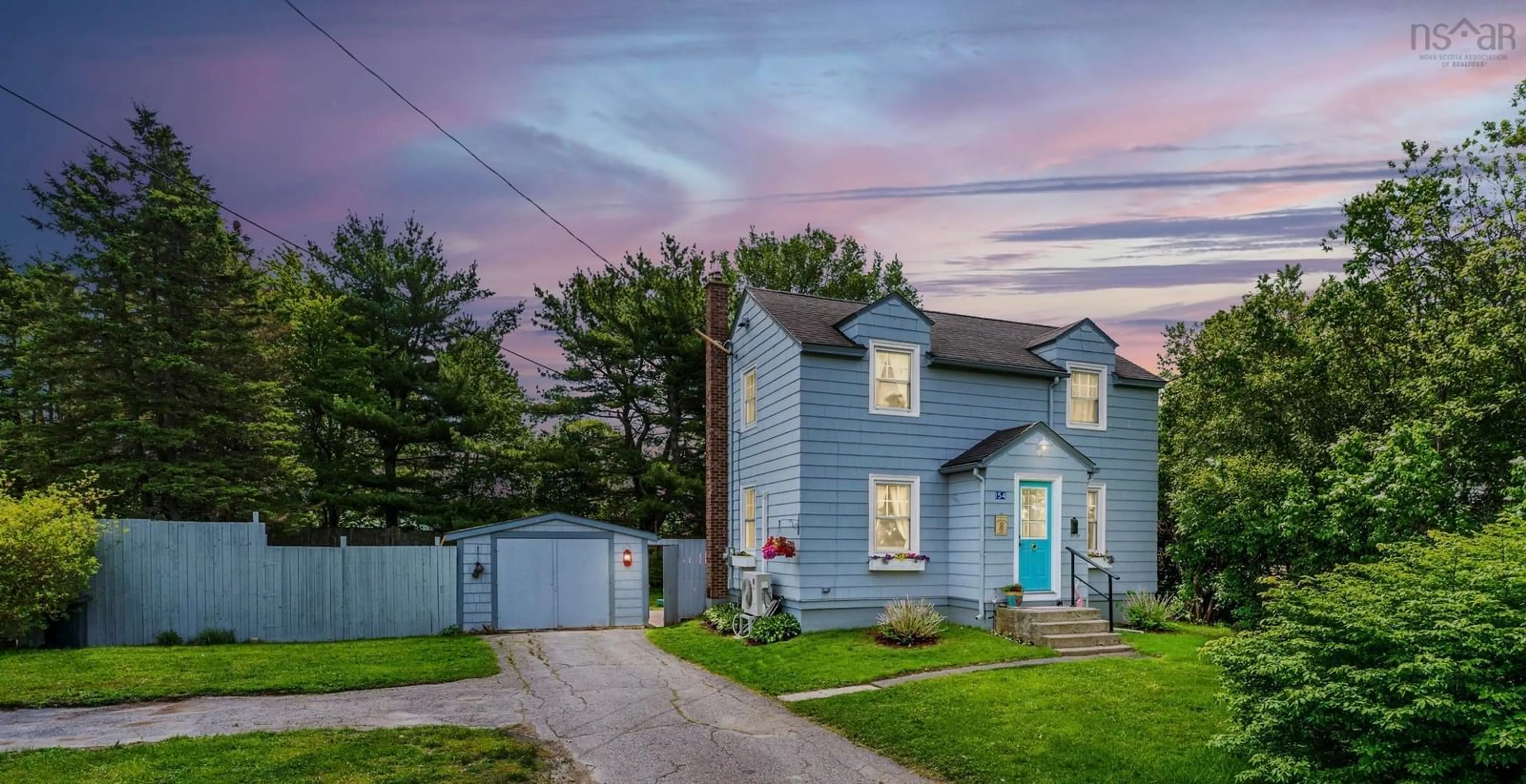 Home with vinyl exterior material, street for 154 South St, Bridgetown Nova Scotia B0S 1C0