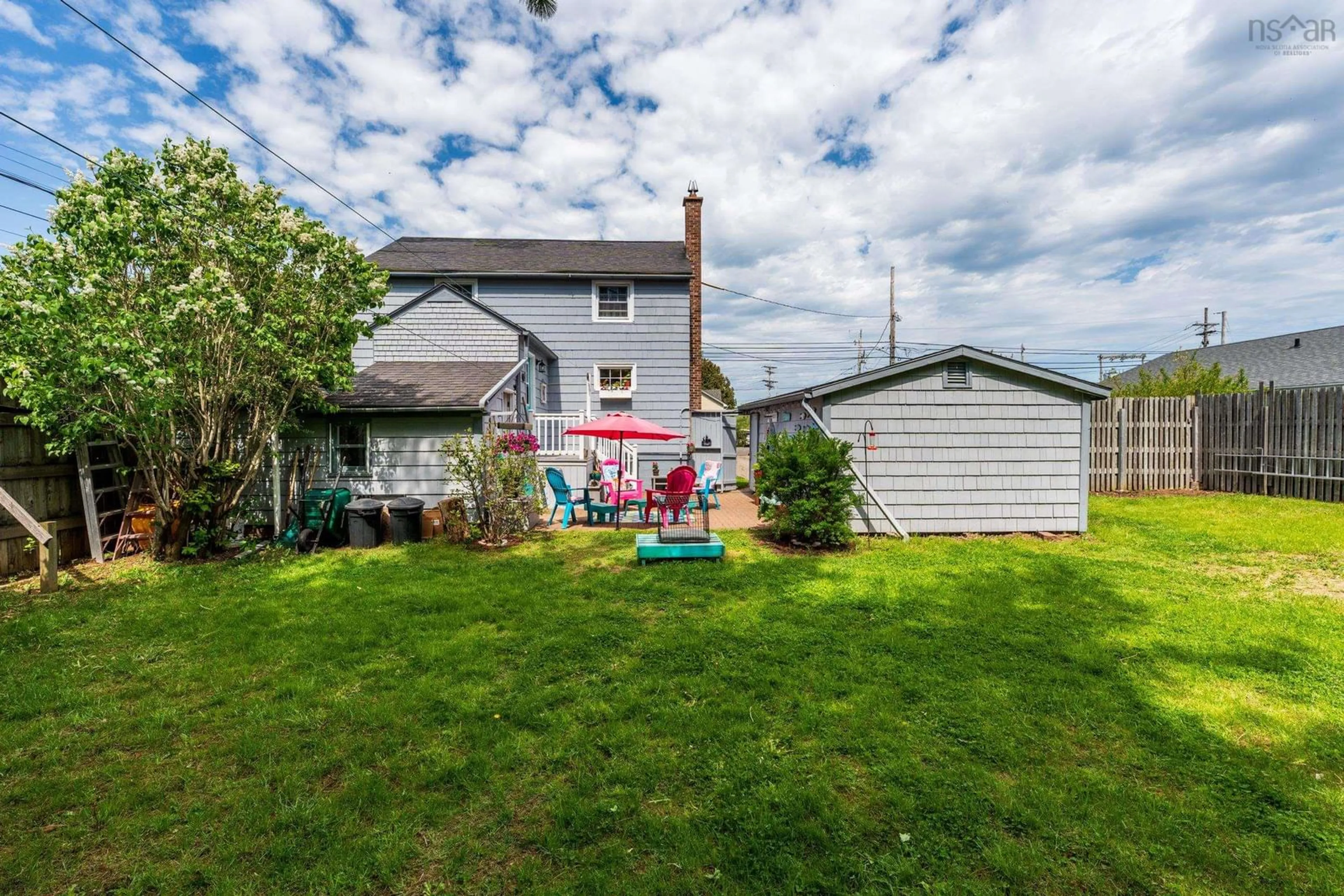 A pic from outside/outdoor area/front of a property/back of a property/a pic from drone, unknown for 154 South St, Bridgetown Nova Scotia B0S 1C0