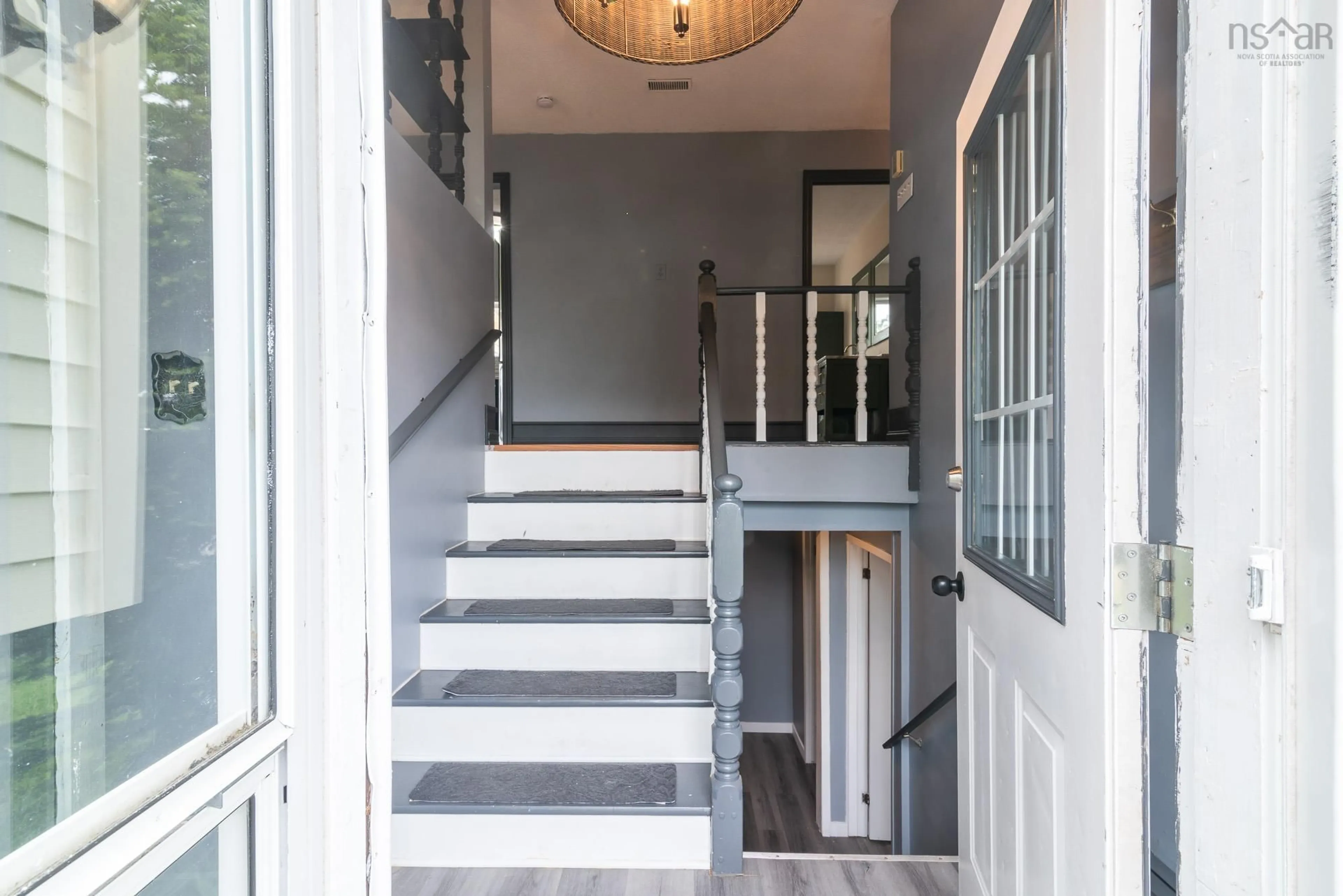 Indoor entryway for 49 Hill St, Amherst Nova Scotia B4H 2N2