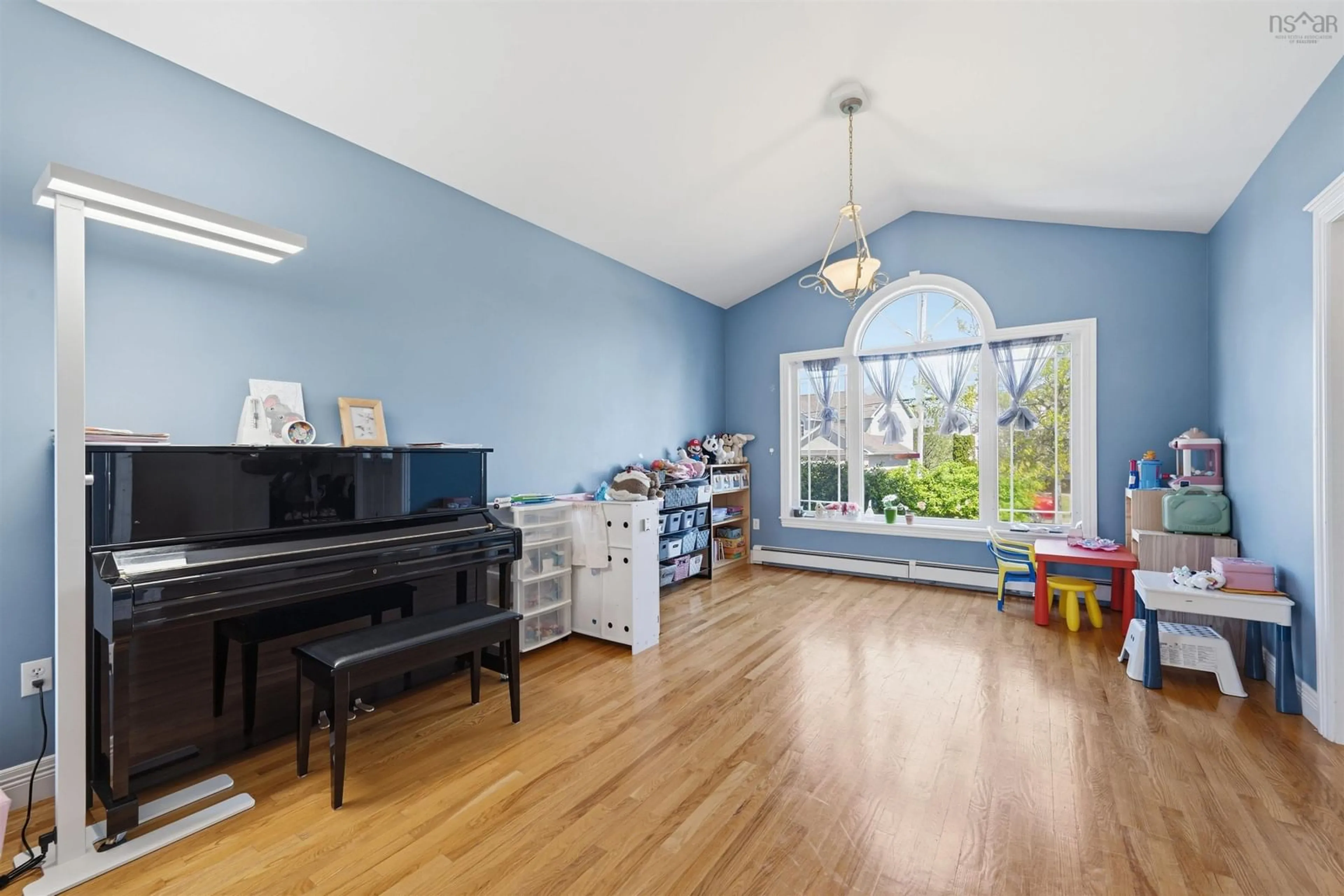A pic of a room for 65 Stone Gate Dr, Halifax Nova Scotia B3N 3J3