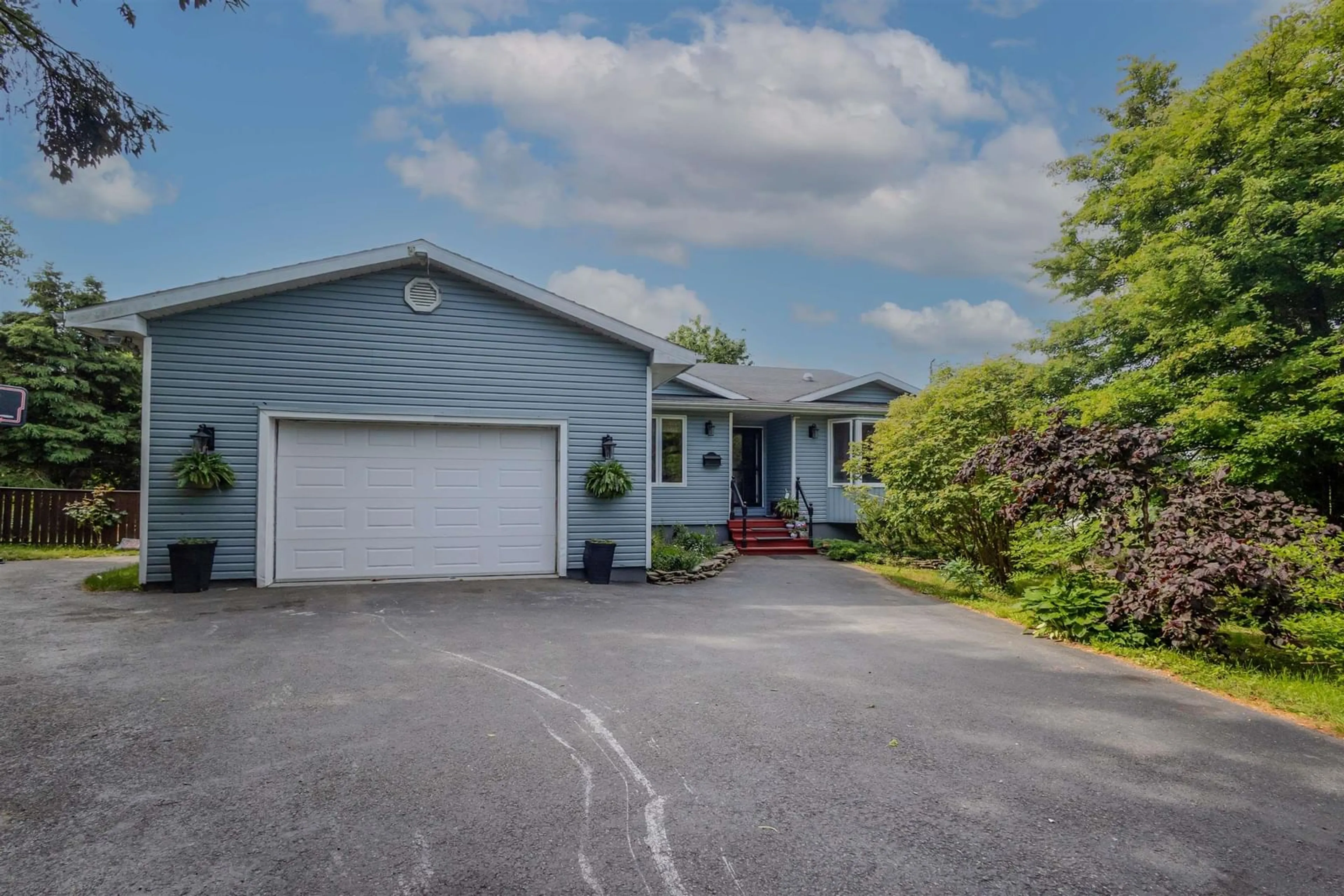 Unknown for 2660 Lingan Rd, Sydney Nova Scotia B1H 4K2