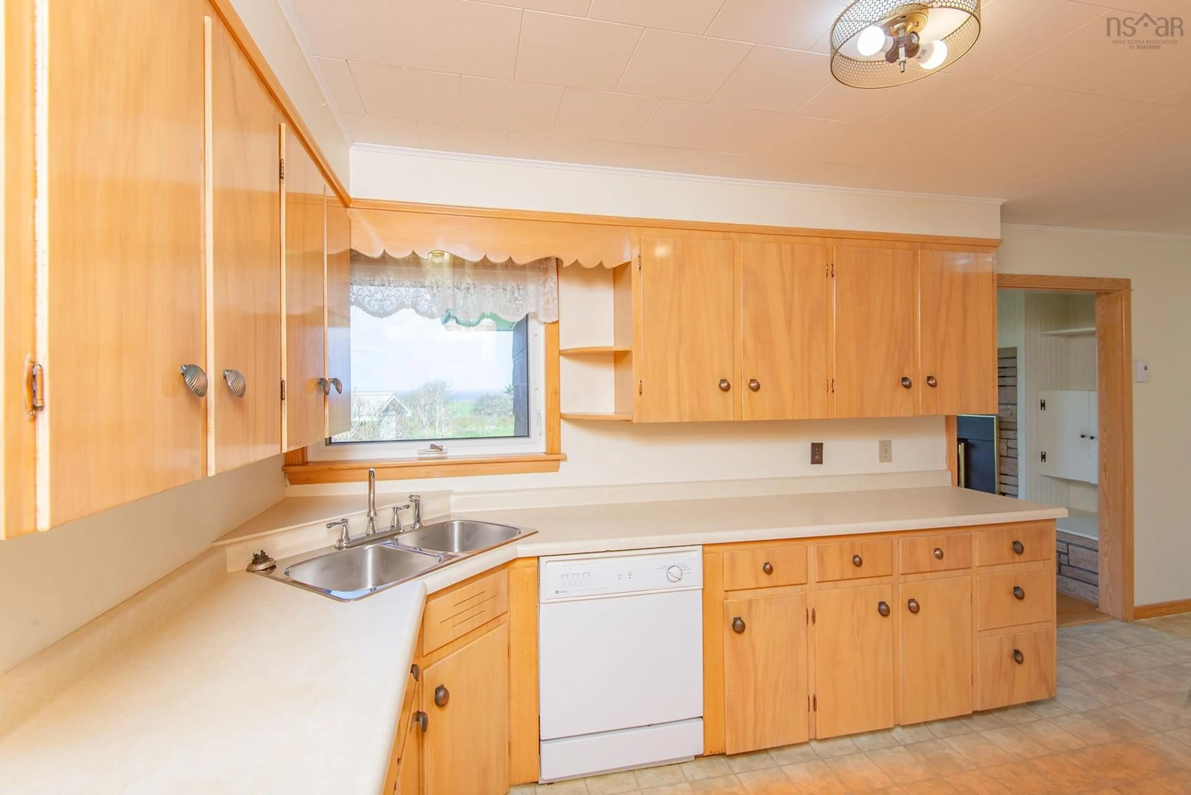 Standard kitchen, unknown for 9735 Highway 1, Lower Saulnierville Nova Scotia B0W 2Z0