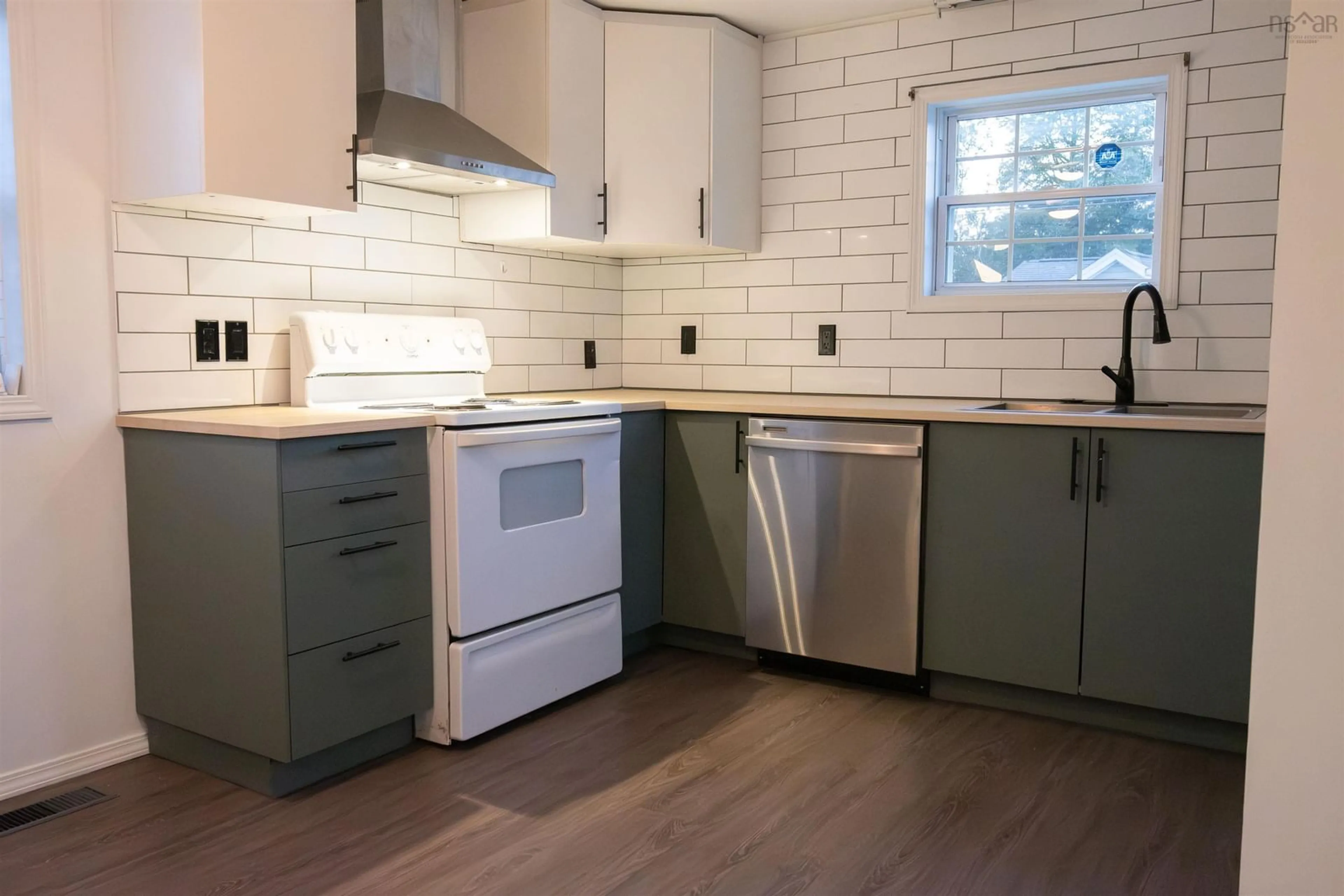 Open concept kitchen, unknown for 275 Circle Dr, Lake Echo Nova Scotia B3E 1C1