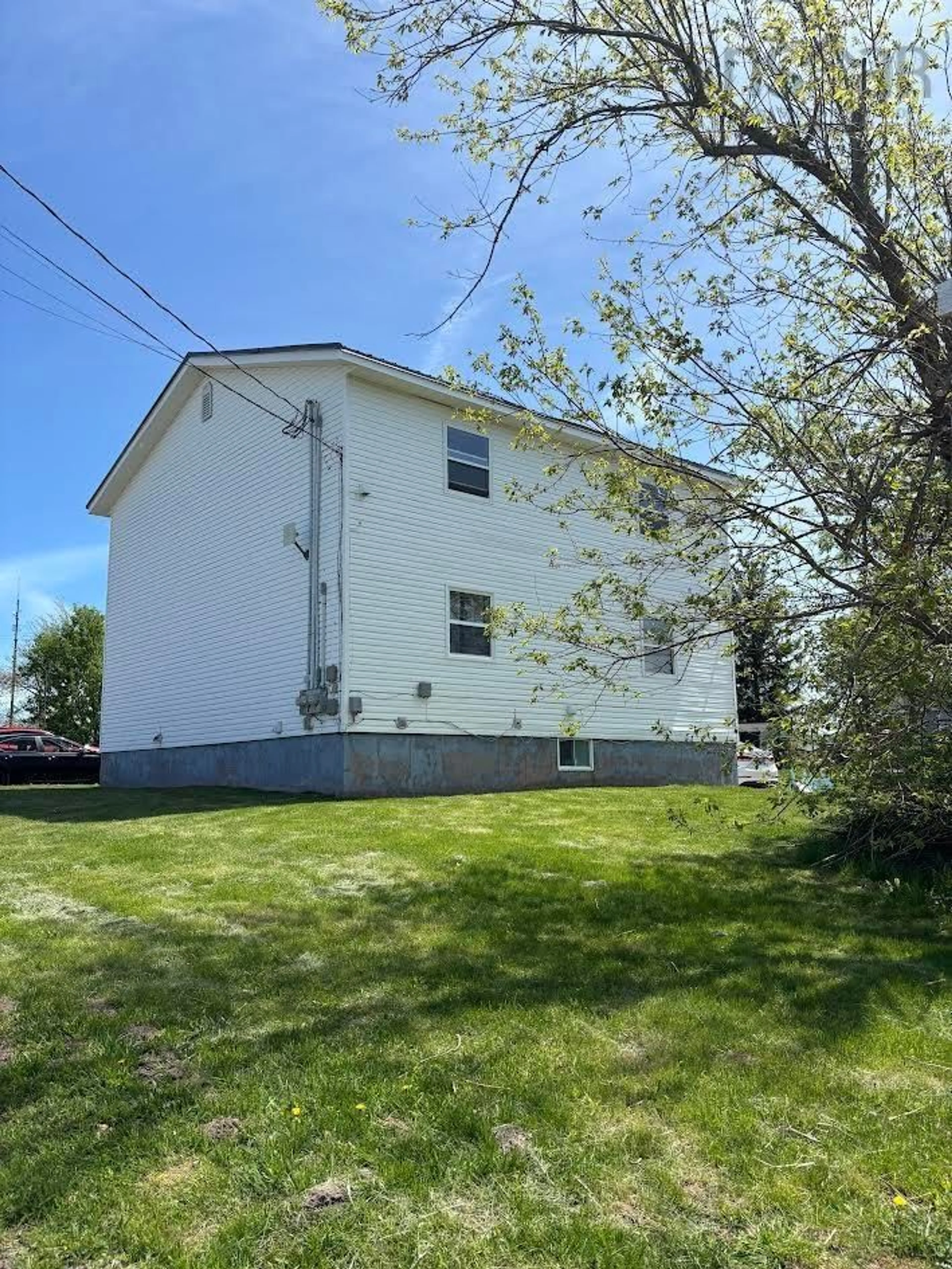 Home with vinyl exterior material, building for 42 Pleasant St, Springfield Nova Scotia B0M 1X0