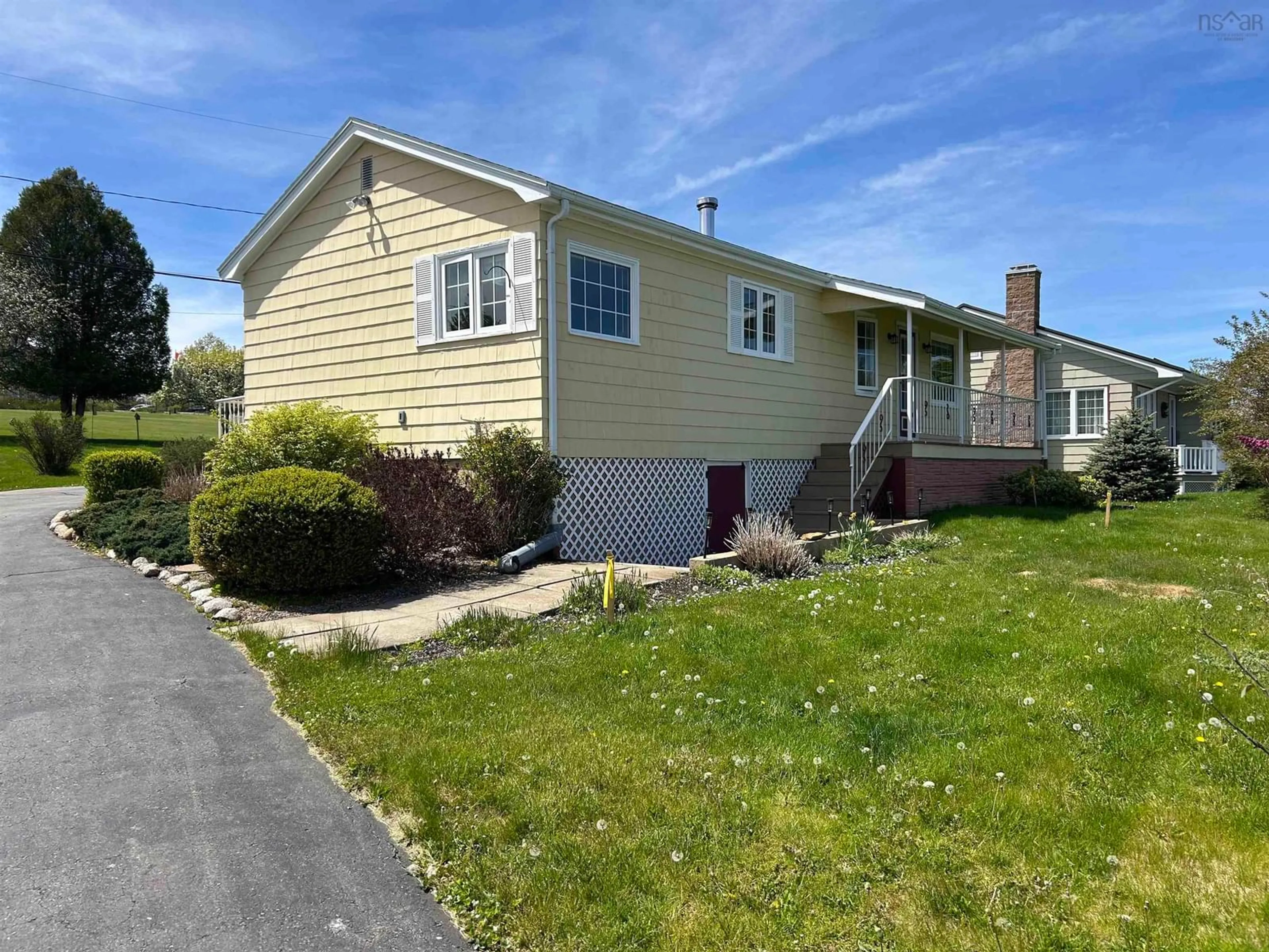 Home with vinyl exterior material, street for 698 Oakland Rd, Indian Point Nova Scotia B0J 2E0