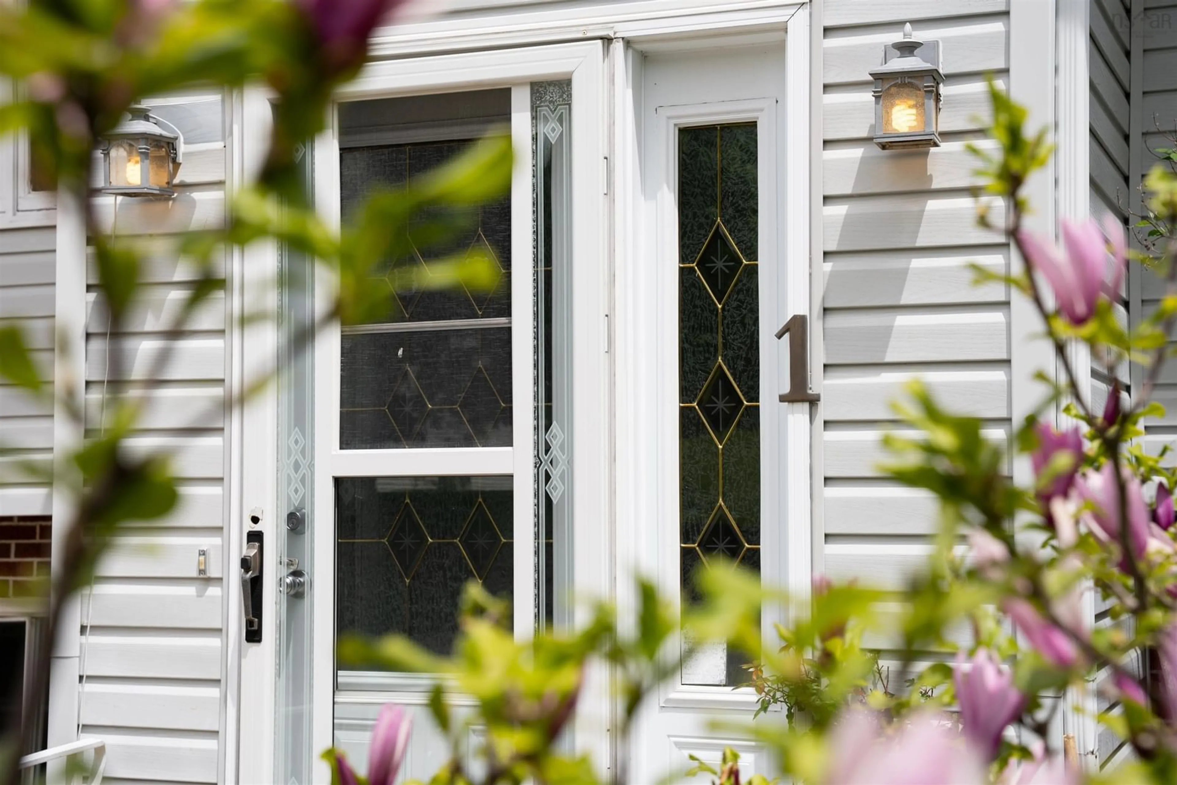 Home with vinyl exterior material, street for 1 Wren St, Halifax Nova Scotia B3M 2R1