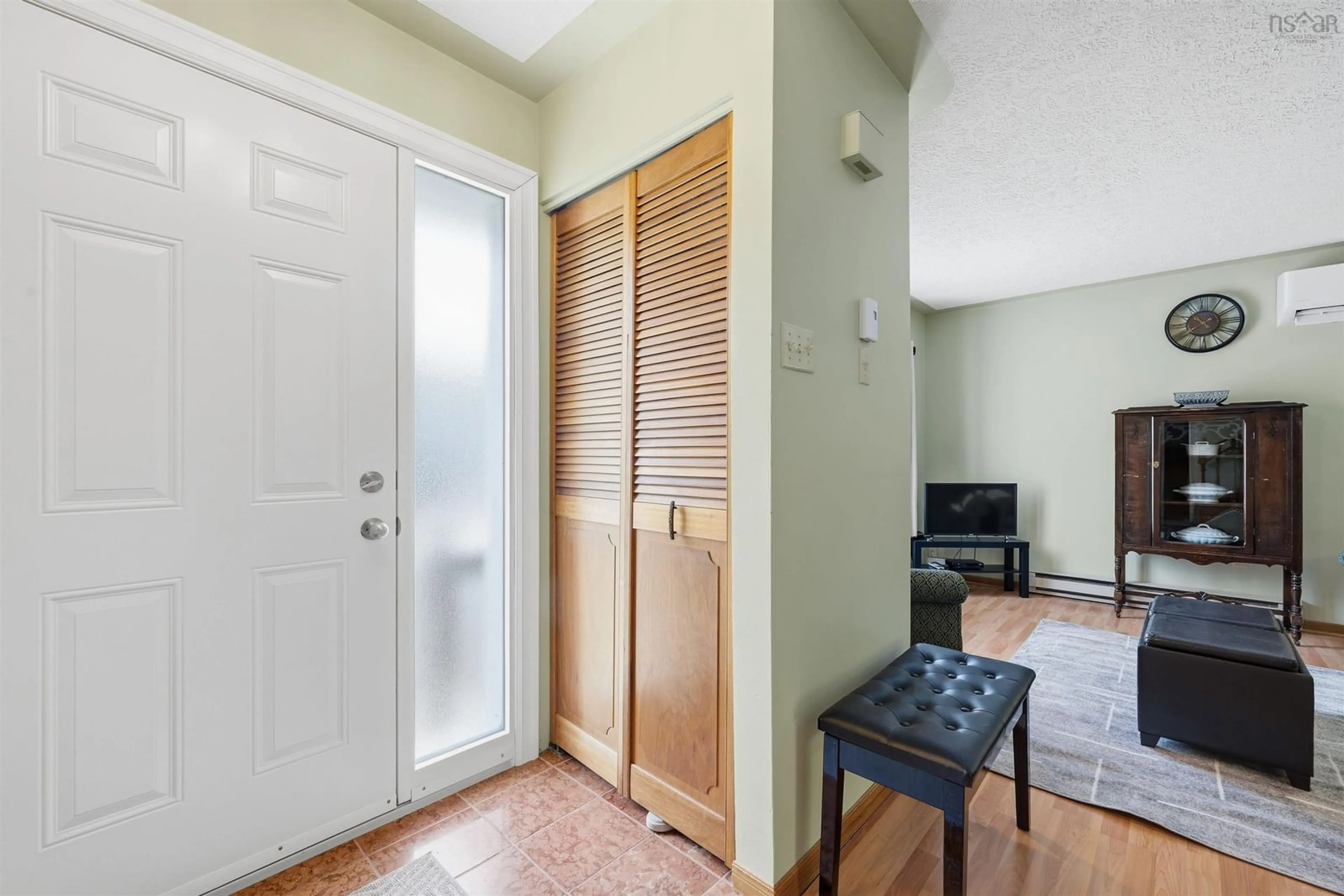 Indoor entryway for 438 Auburn Dr, Cole Harbour Nova Scotia B2W 5V2
