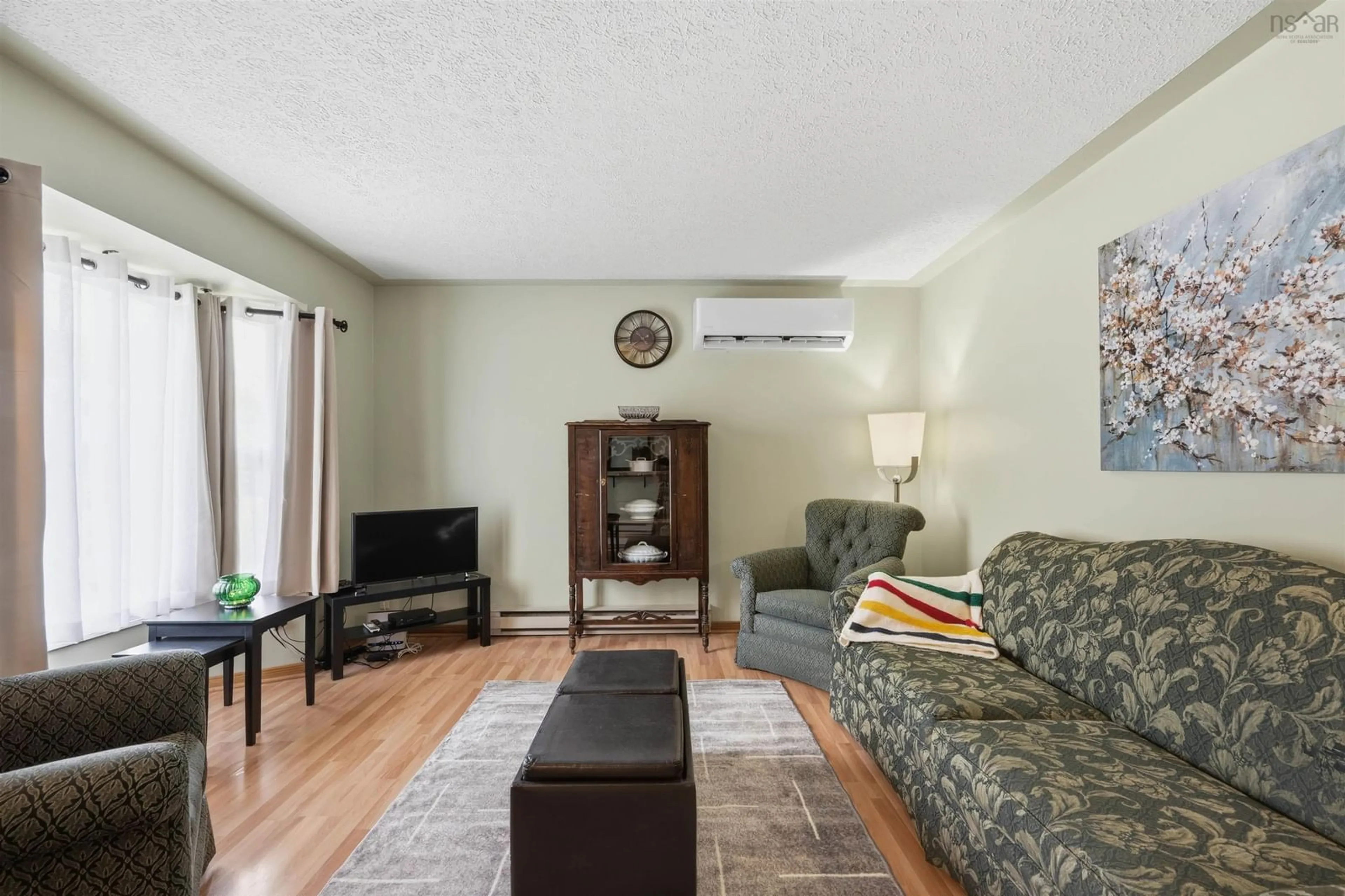 Living room with furniture, unknown for 438 Auburn Dr, Cole Harbour Nova Scotia B2W 5V2